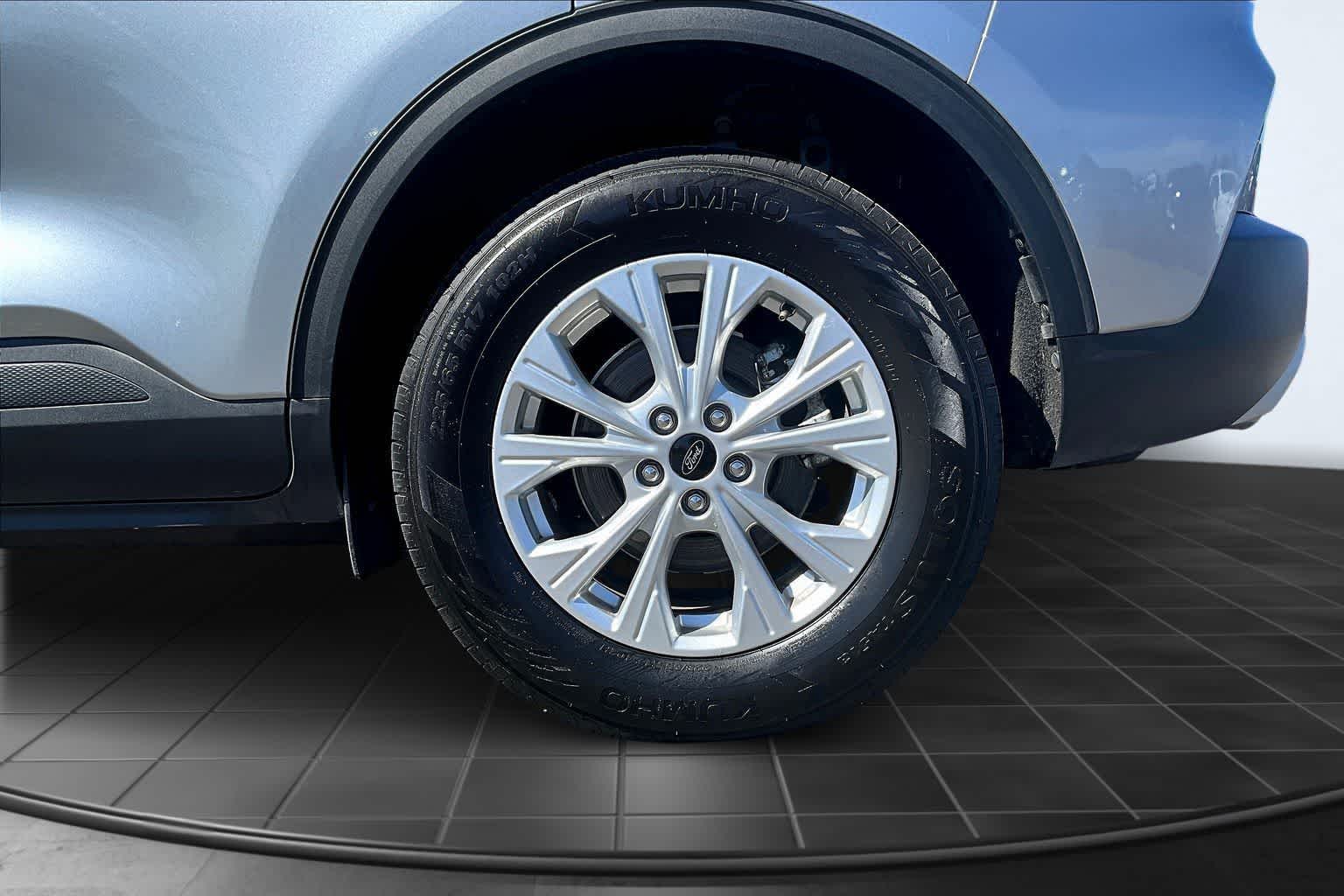 Thumbnail: 2024 Ford Escape - 35