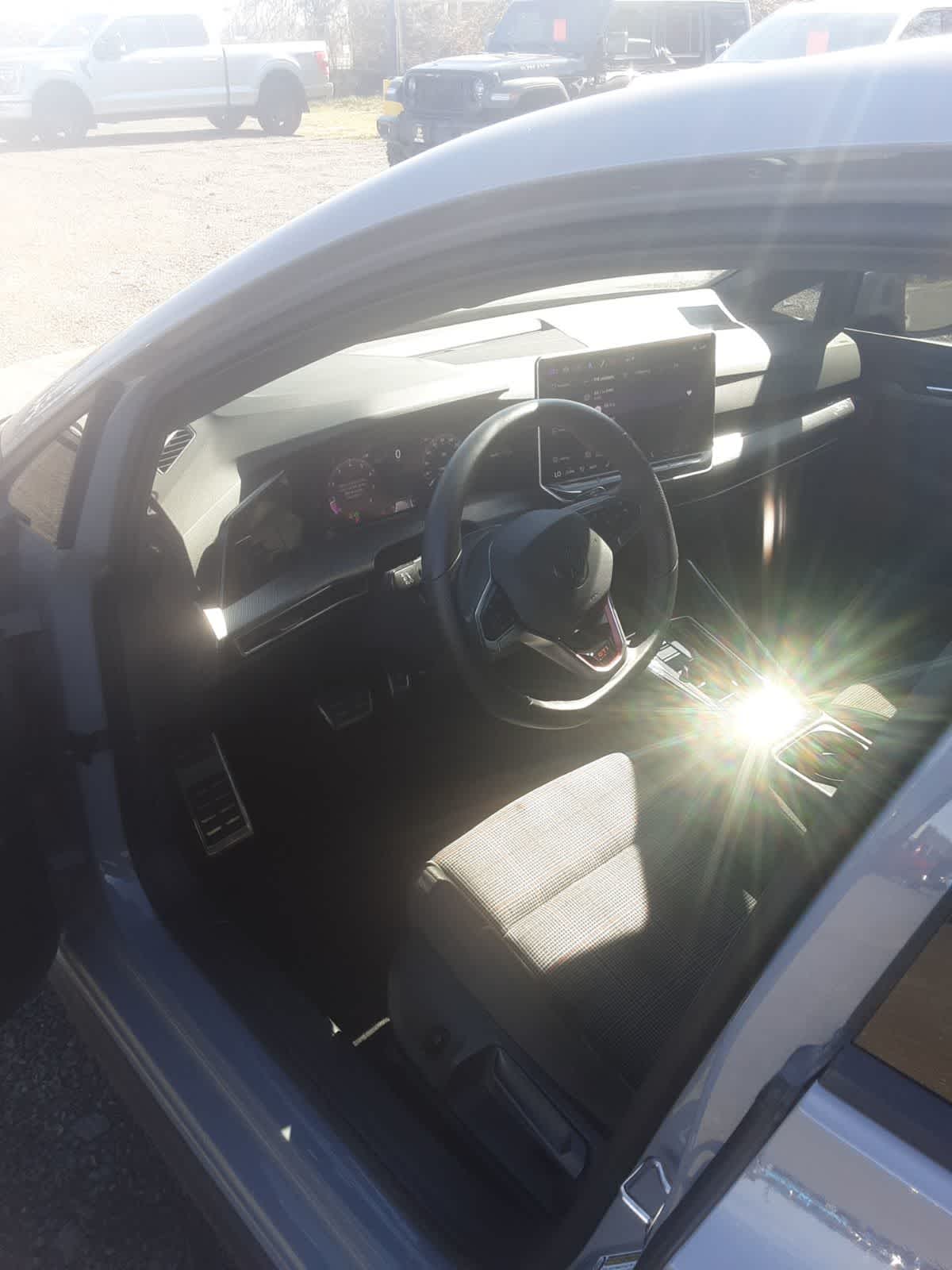 Thumbnail: 2025 Volkswagen Golf - 7