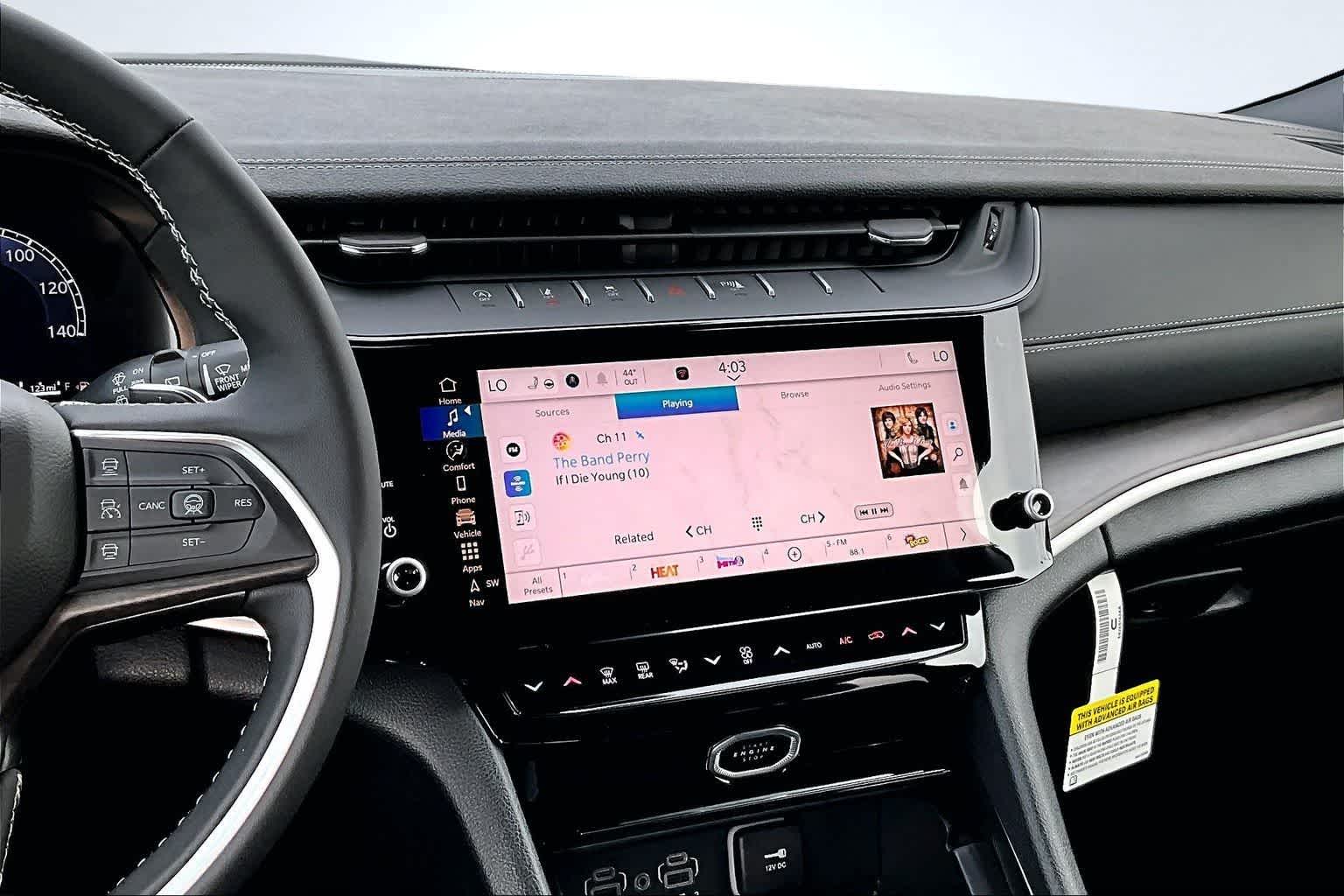 Thumbnail: 2026 Jeep Grand Cherokee - 16