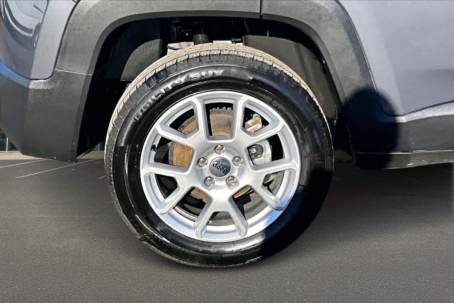 Thumbnail: 2023 Jeep Renegade - 36