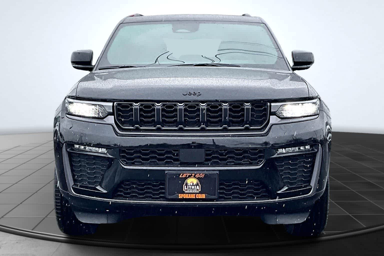 Thumbnail: 2026 Jeep Grand Cherokee - 6