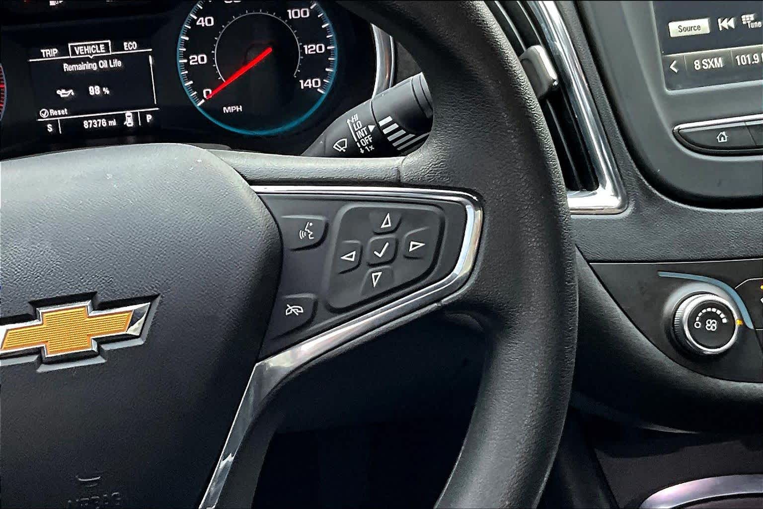 Thumbnail: 2018 Chevrolet Malibu - 26