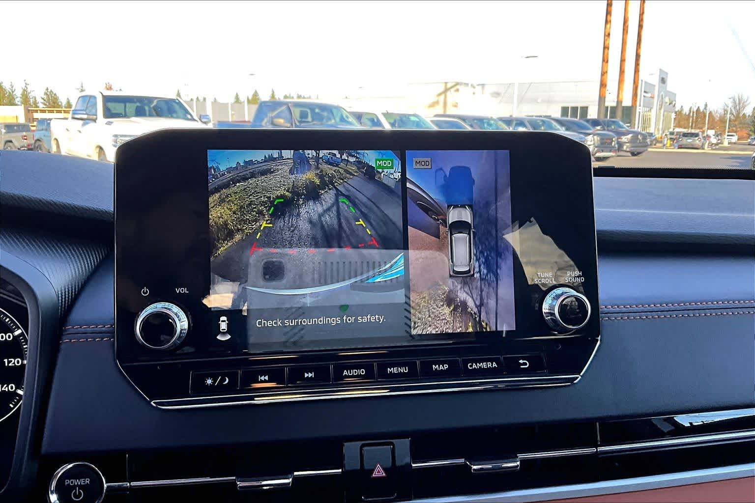 Thumbnail: 2023 Mitsubishi Outlander - 27