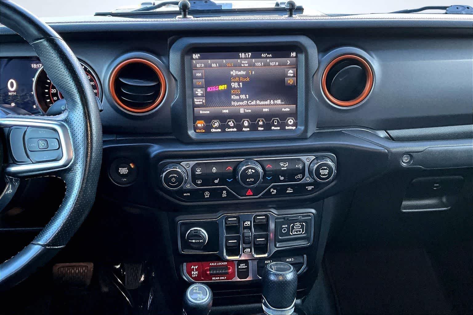 Thumbnail: 2022 Jeep Gladiator - 16