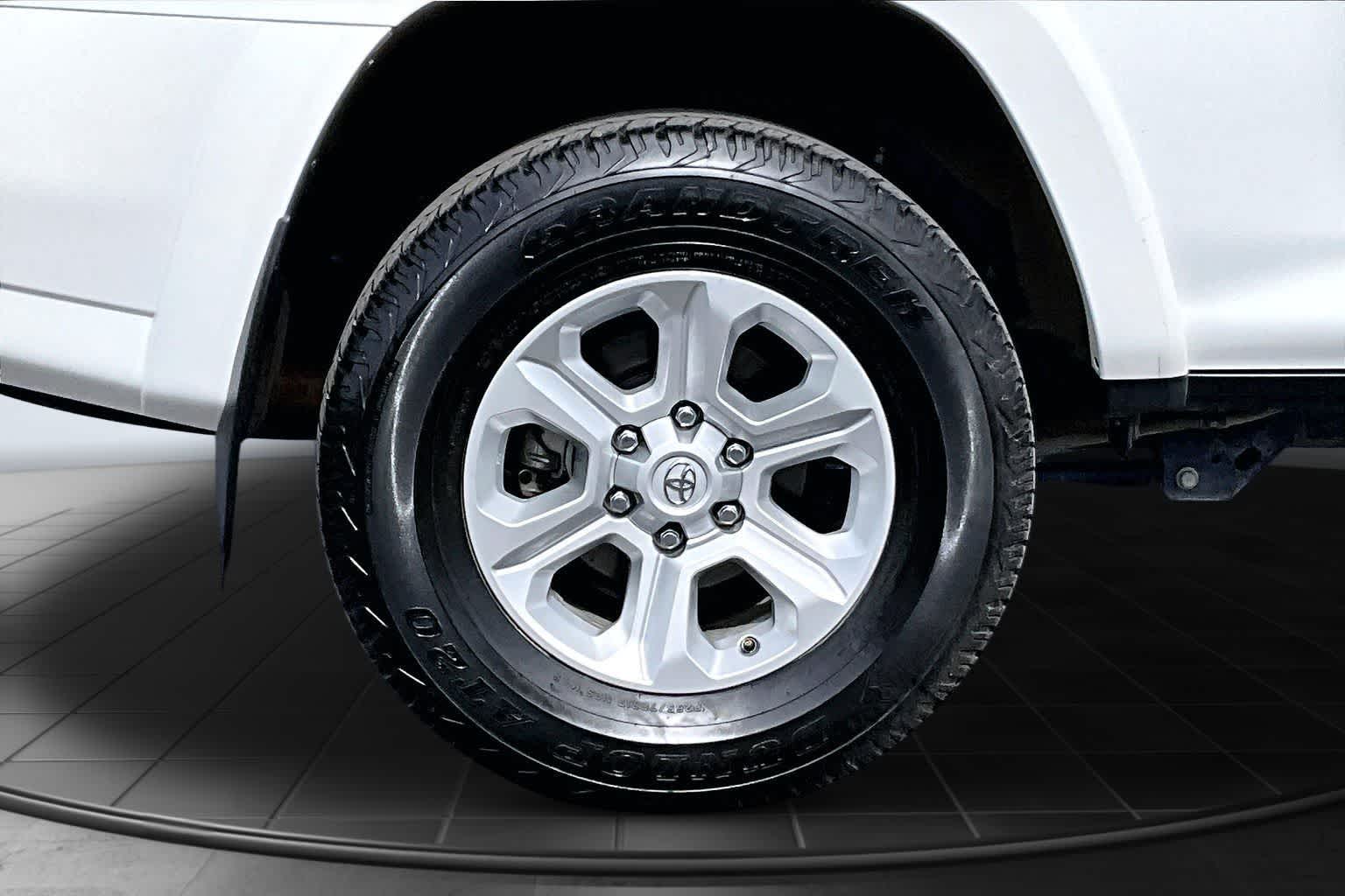 Thumbnail: 2024 Toyota 4Runner - 36