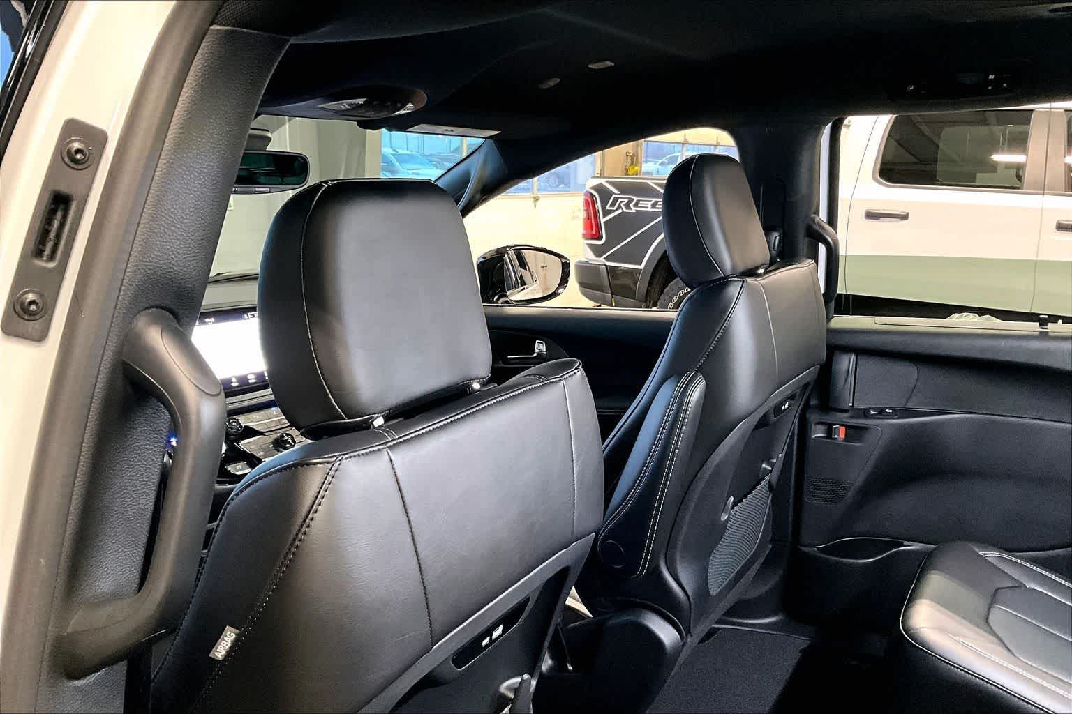 Thumbnail: 2026 Chrysler Pacifica - 12