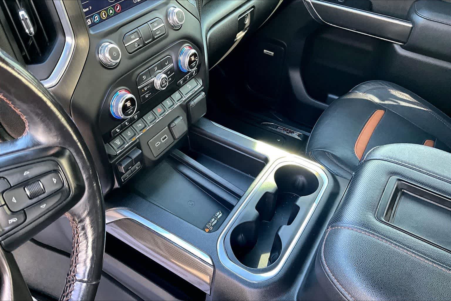 Thumbnail: 2022 GMC Sierra 2500 - 17