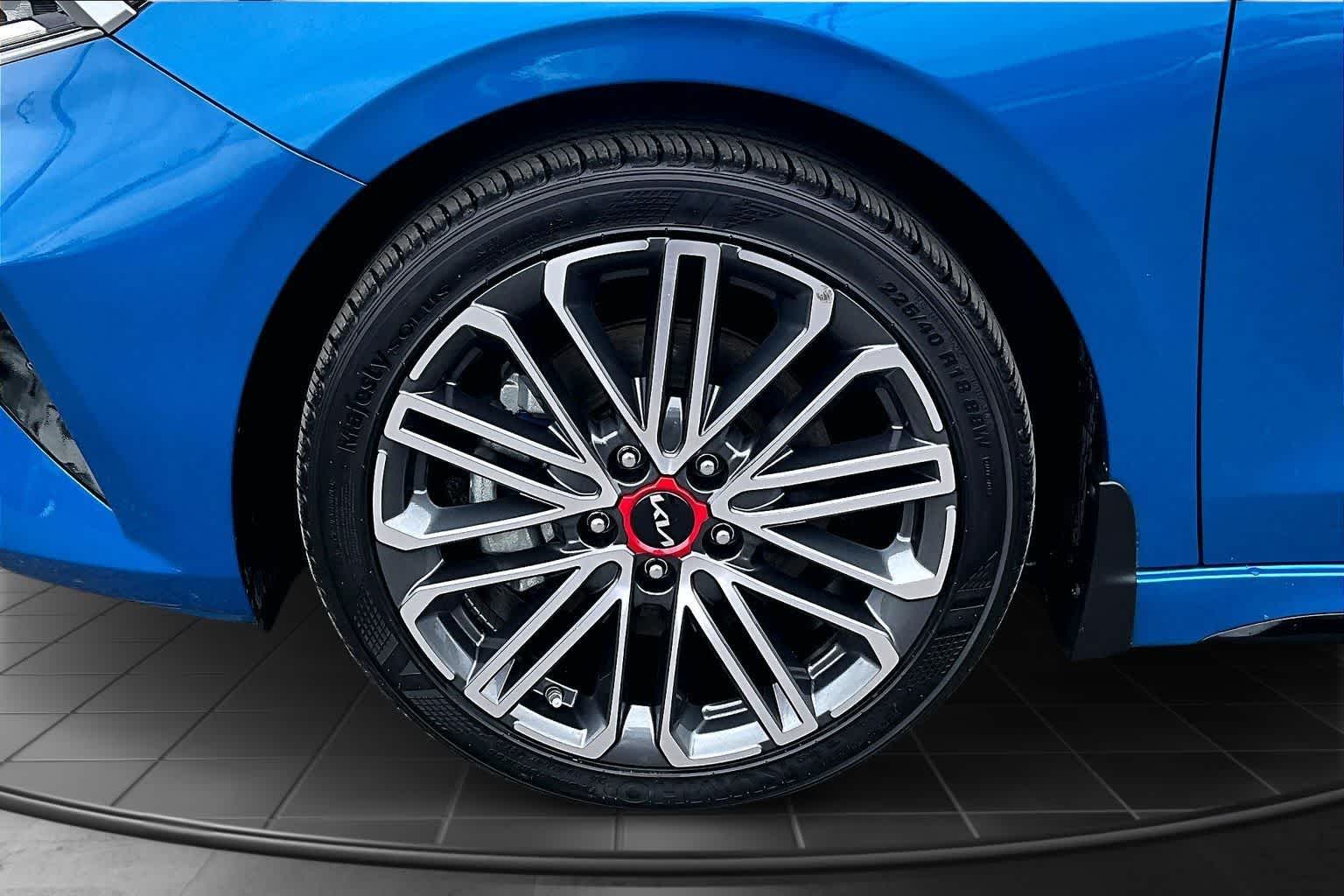 Thumbnail: 2024 Kia Forte - 8