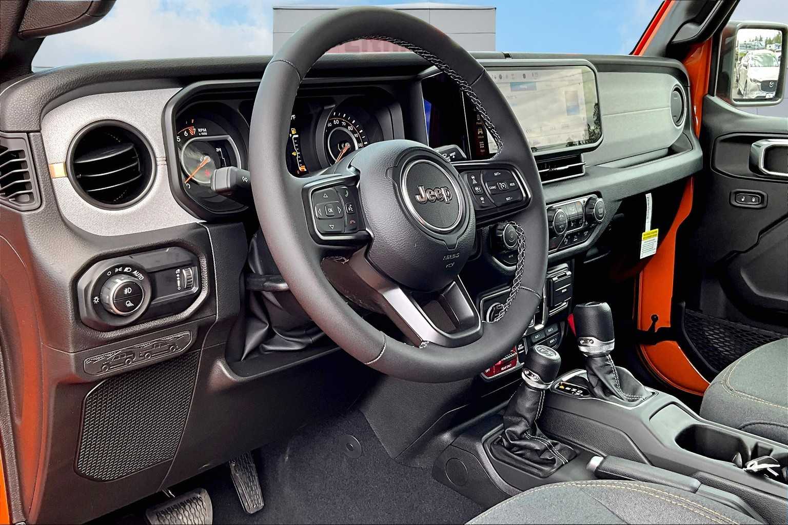 Thumbnail: 2025 Jeep Gladiator - 2