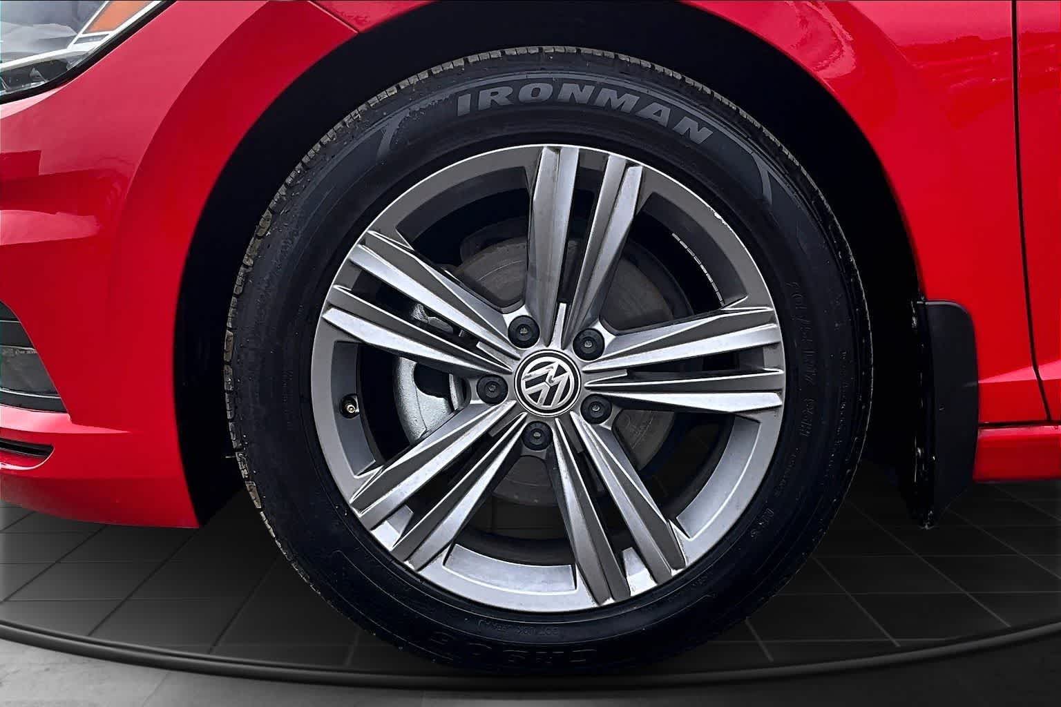 Thumbnail: 2021 Volkswagen Jetta - 8