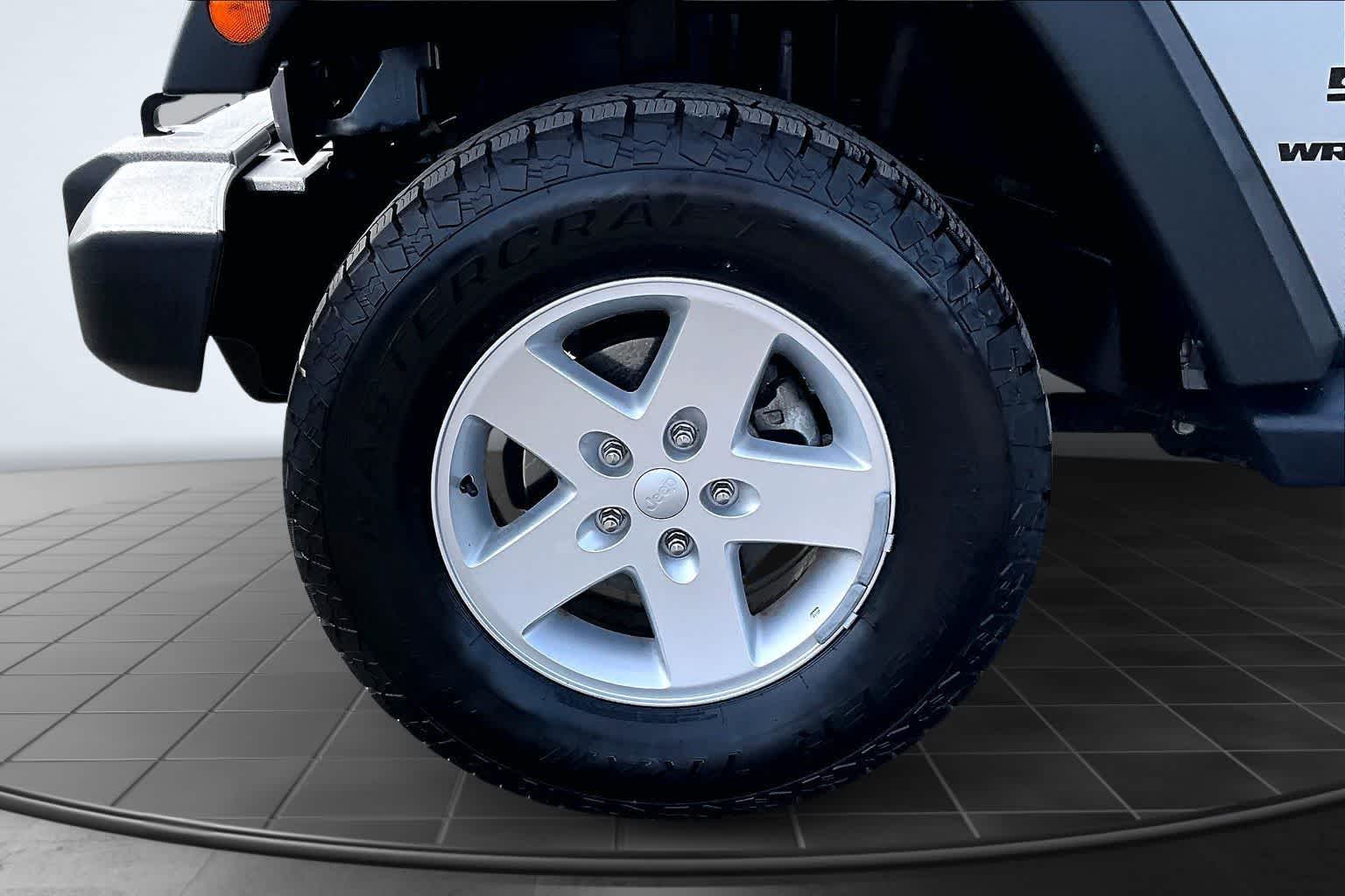 Thumbnail: 2017 Jeep Wrangler - 8