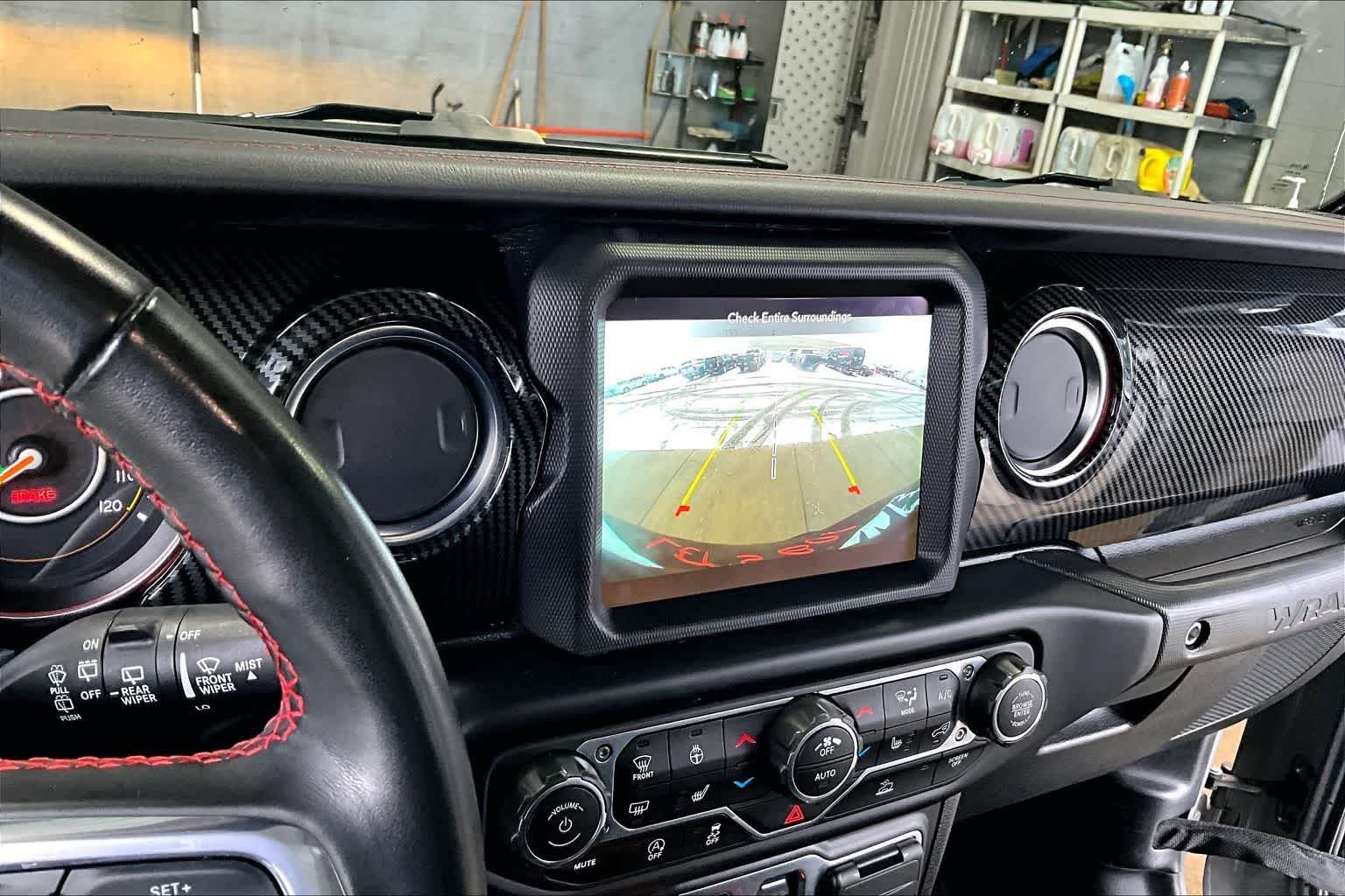 Thumbnail: 2023 Jeep Wrangler - 27