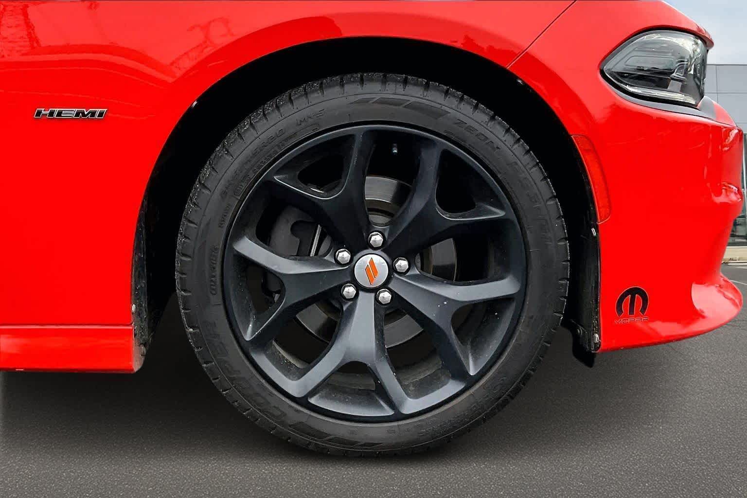 Thumbnail: 2019 Dodge Charger - 37