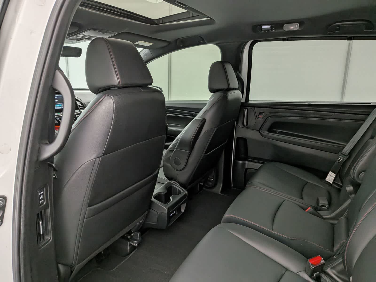 Thumbnail: 2023 Honda Odyssey - 19