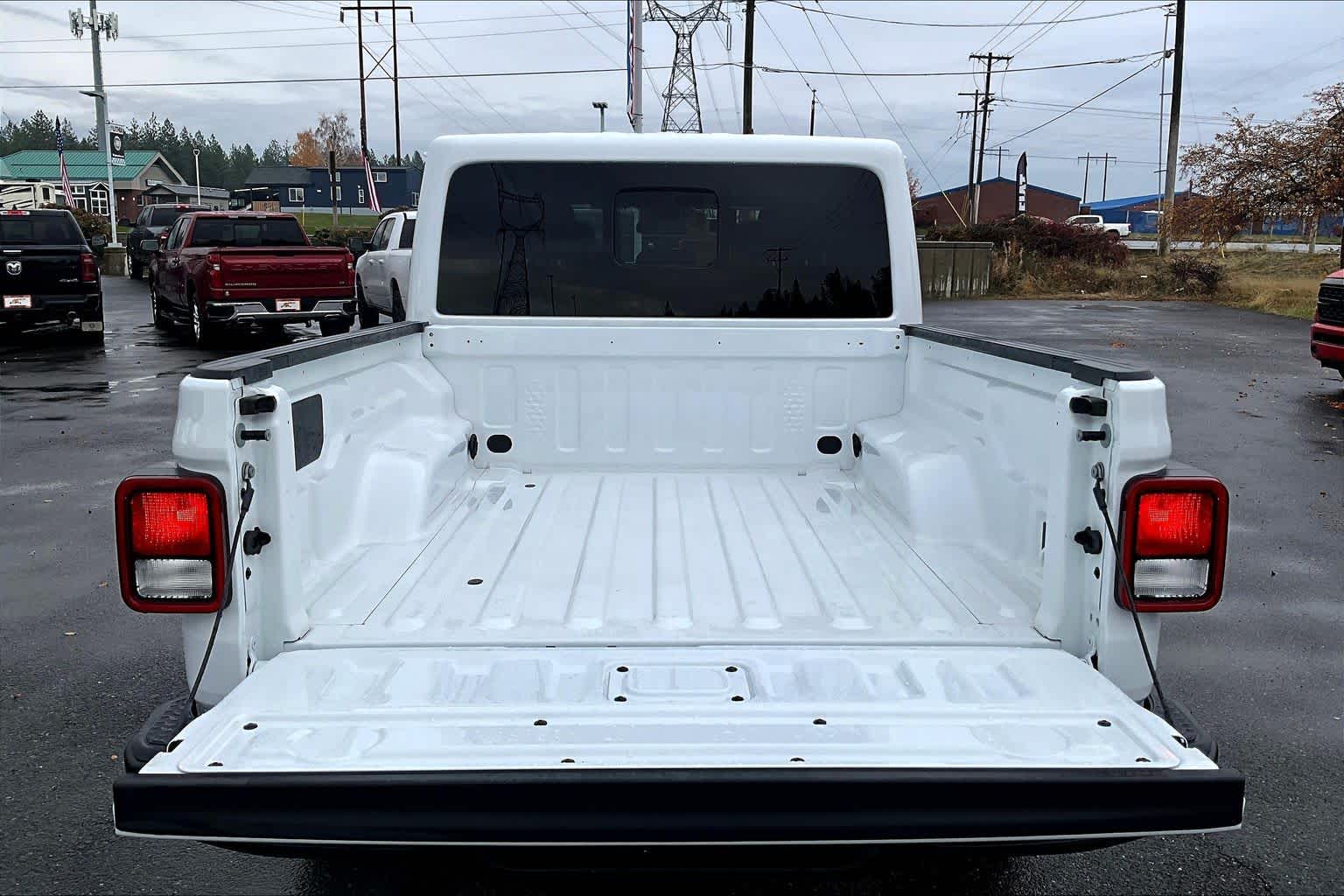 Thumbnail: 2025 Jeep Gladiator - 19