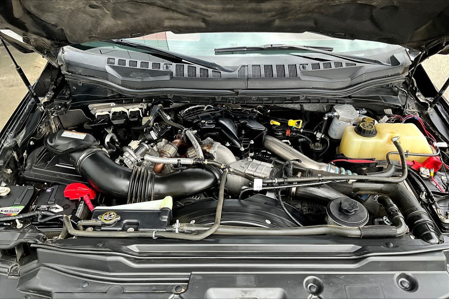 Thumbnail: 2019 Ford Econoline - 9