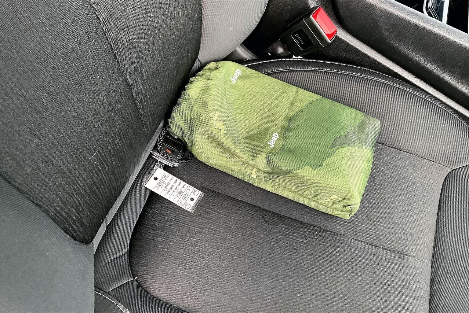 Thumbnail: 2023 Jeep Grand Cherokee - 20