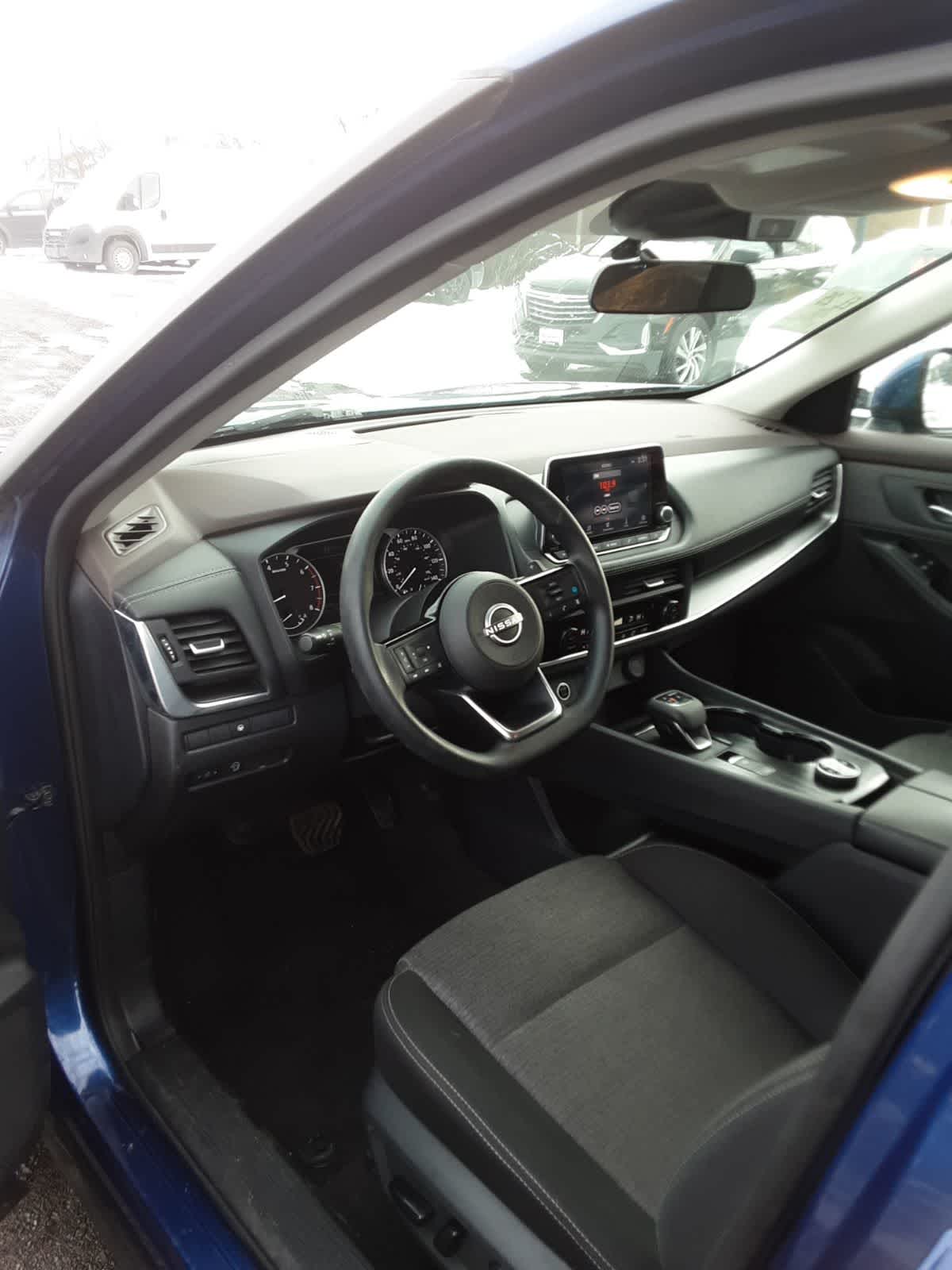 Thumbnail: 2023 Nissan Rogue - 7