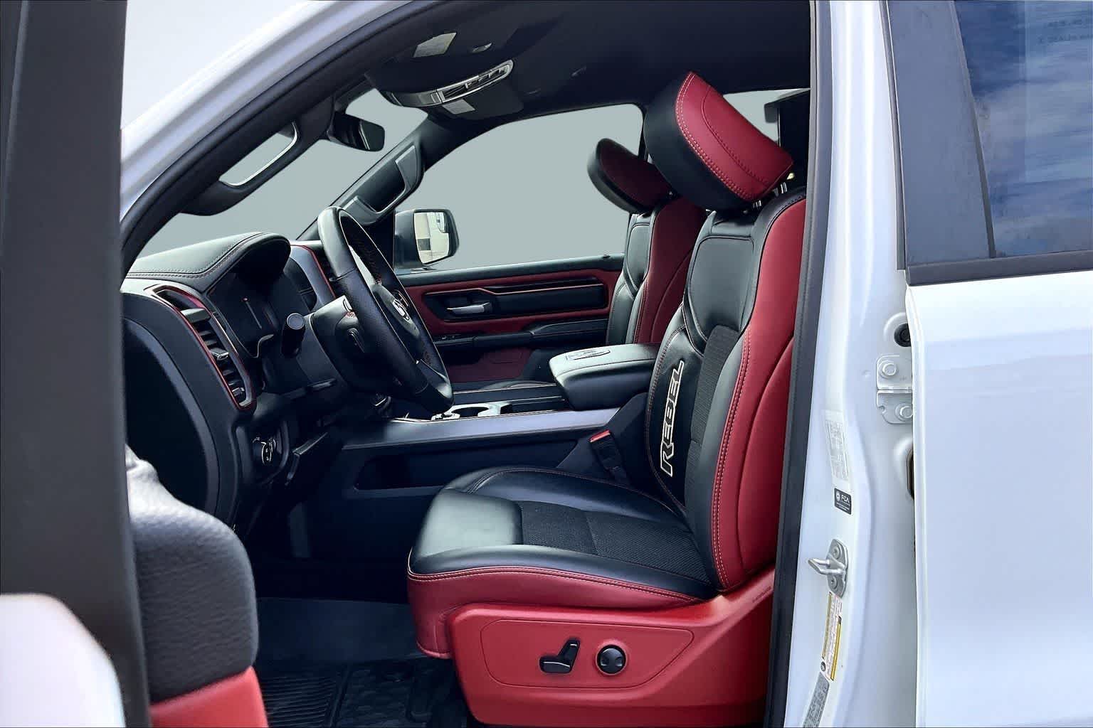 Thumbnail: 2025 RAM 1500 - 11