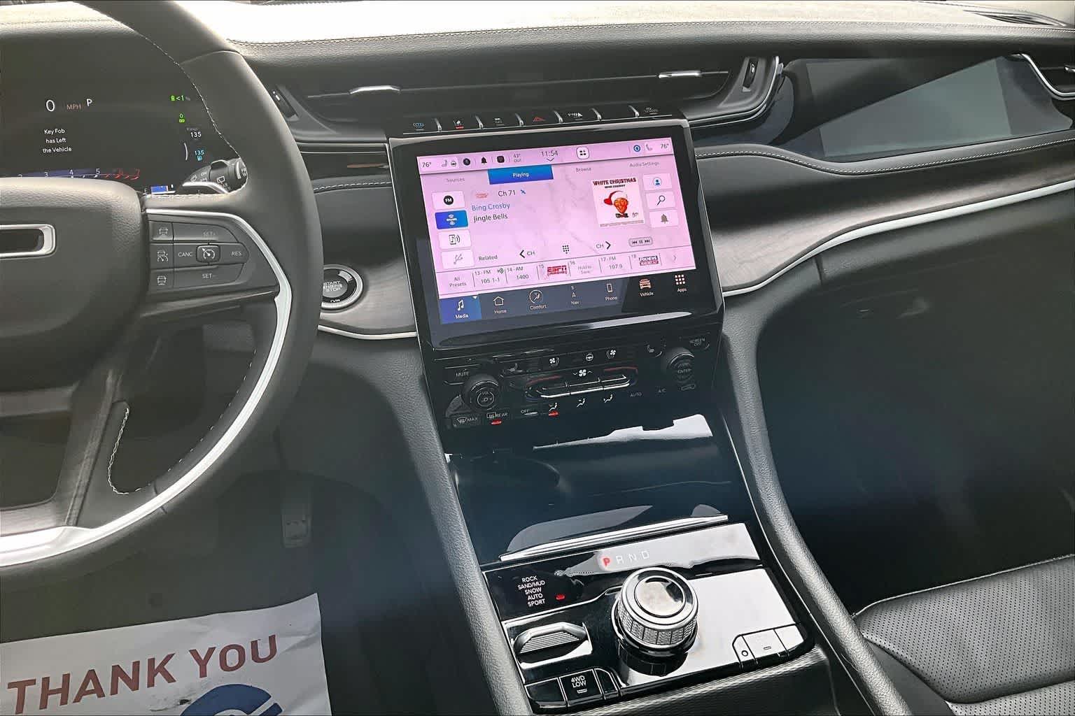 Thumbnail: 2023 Jeep Grand Cherokee - 16