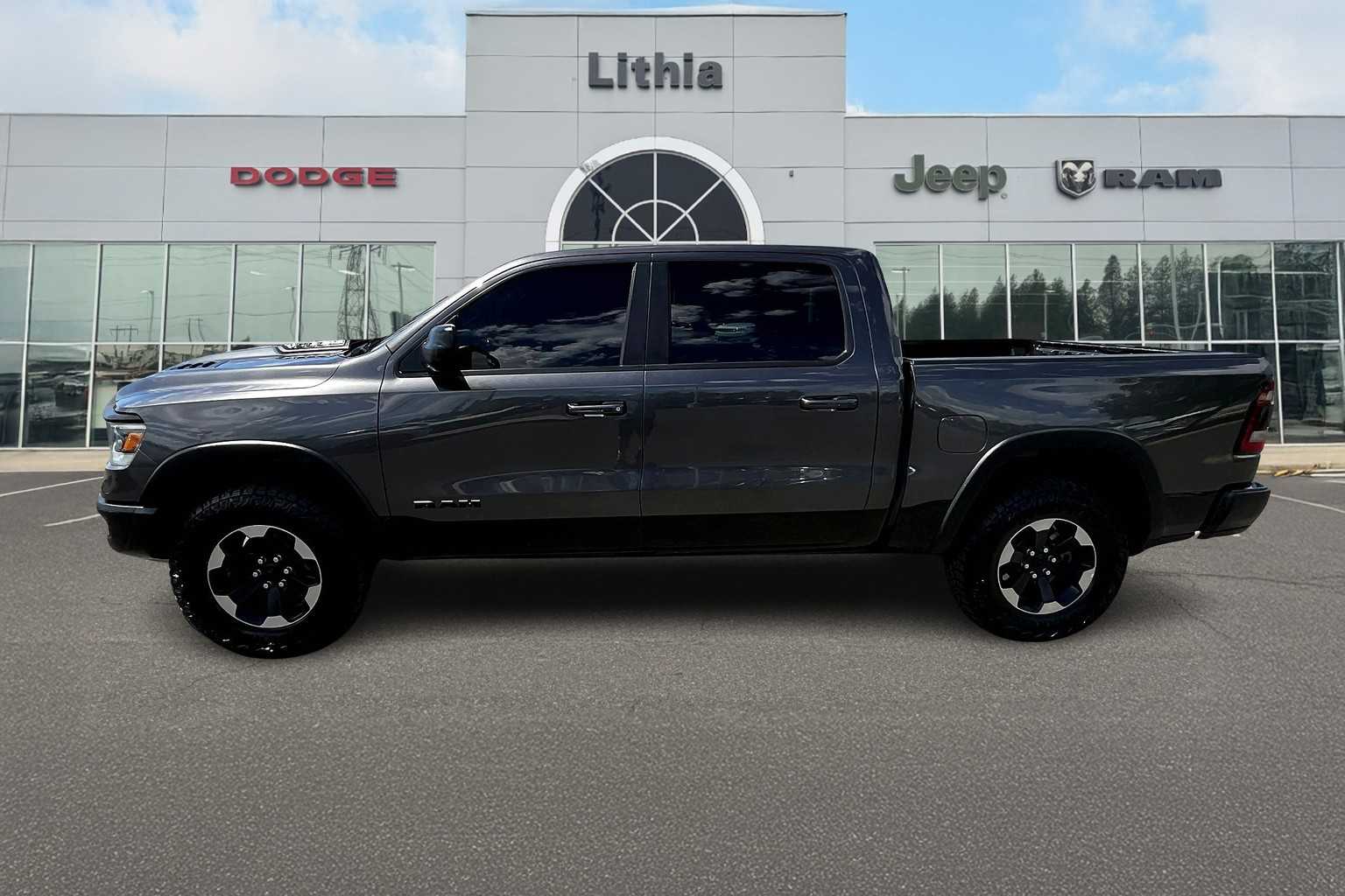 2019 Ram 1500 Rebel photo 3