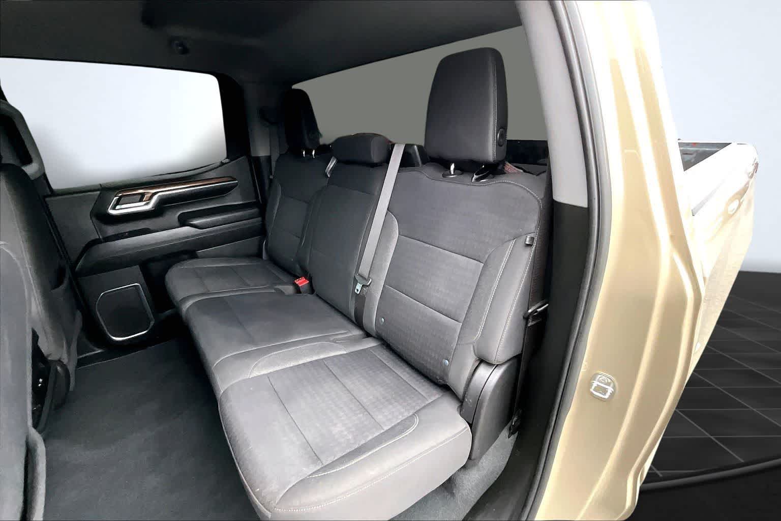 Thumbnail: 2023 Chevrolet Silverado 1500 - 13