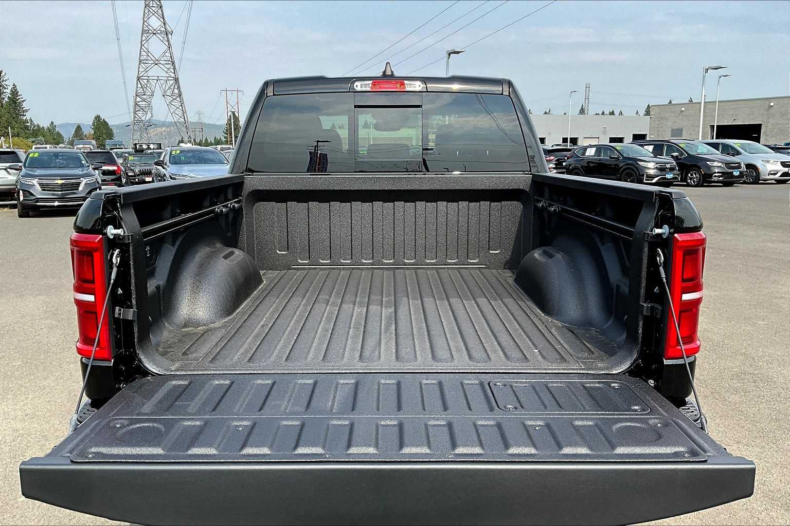 Thumbnail: 2026 RAM 1500 - 19