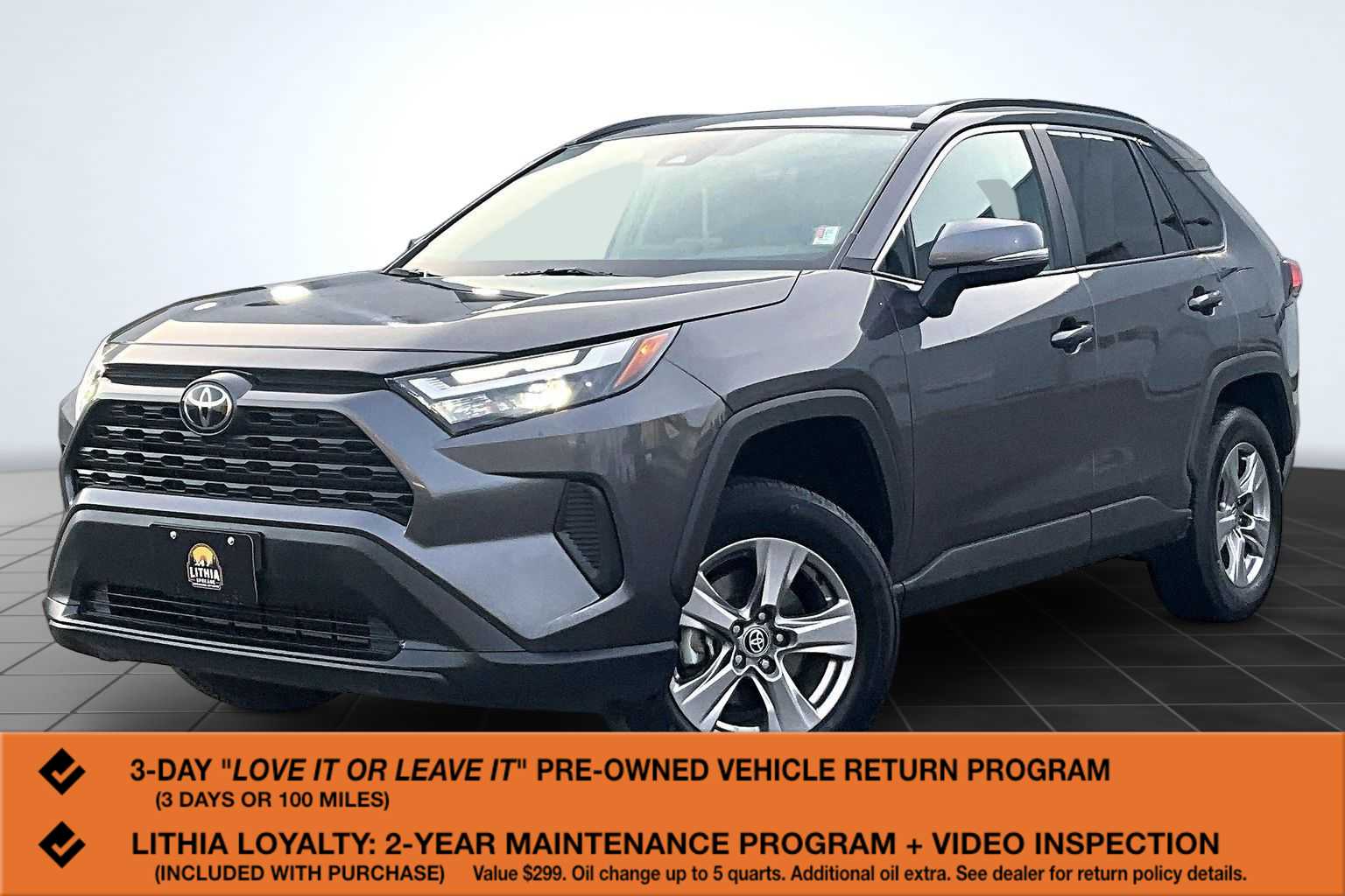 2024 Toyota RAV4 XLE AWD's photo