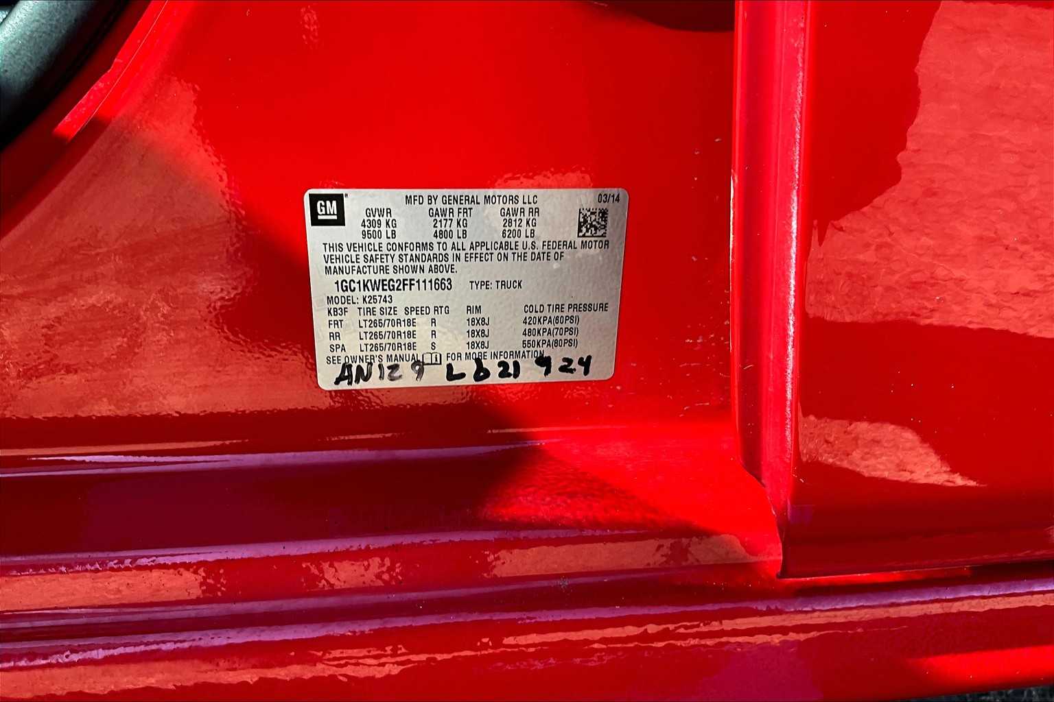 Thumbnail: 2015 Chevrolet Silverado 2500 - 21