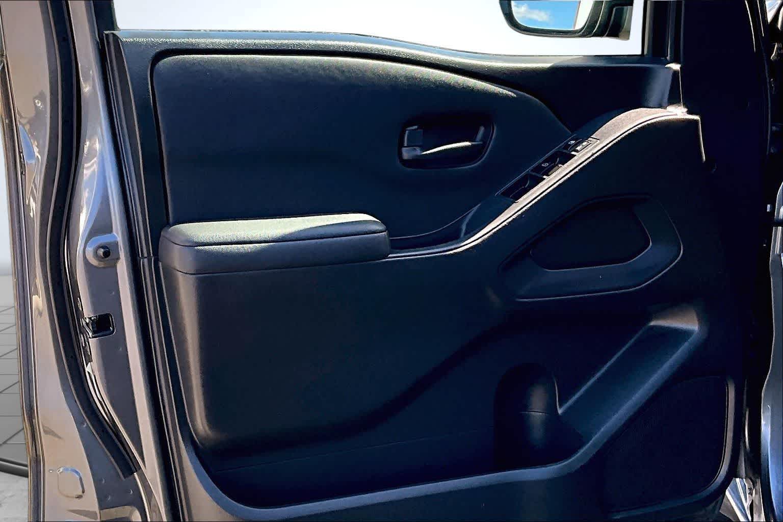 Thumbnail: 2023 Nissan Frontier - 28