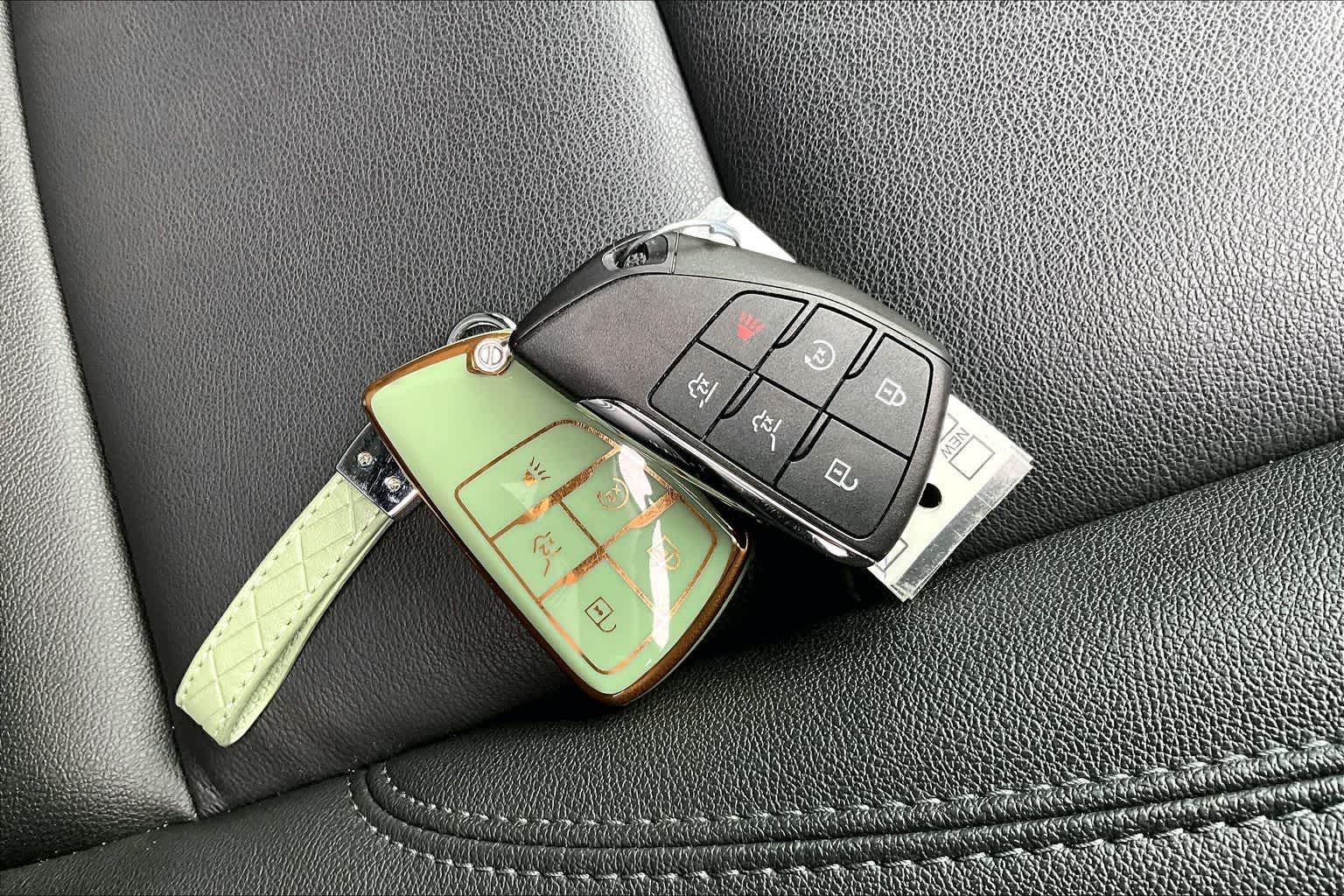 Thumbnail: 2024 Chevrolet Tahoe - 20