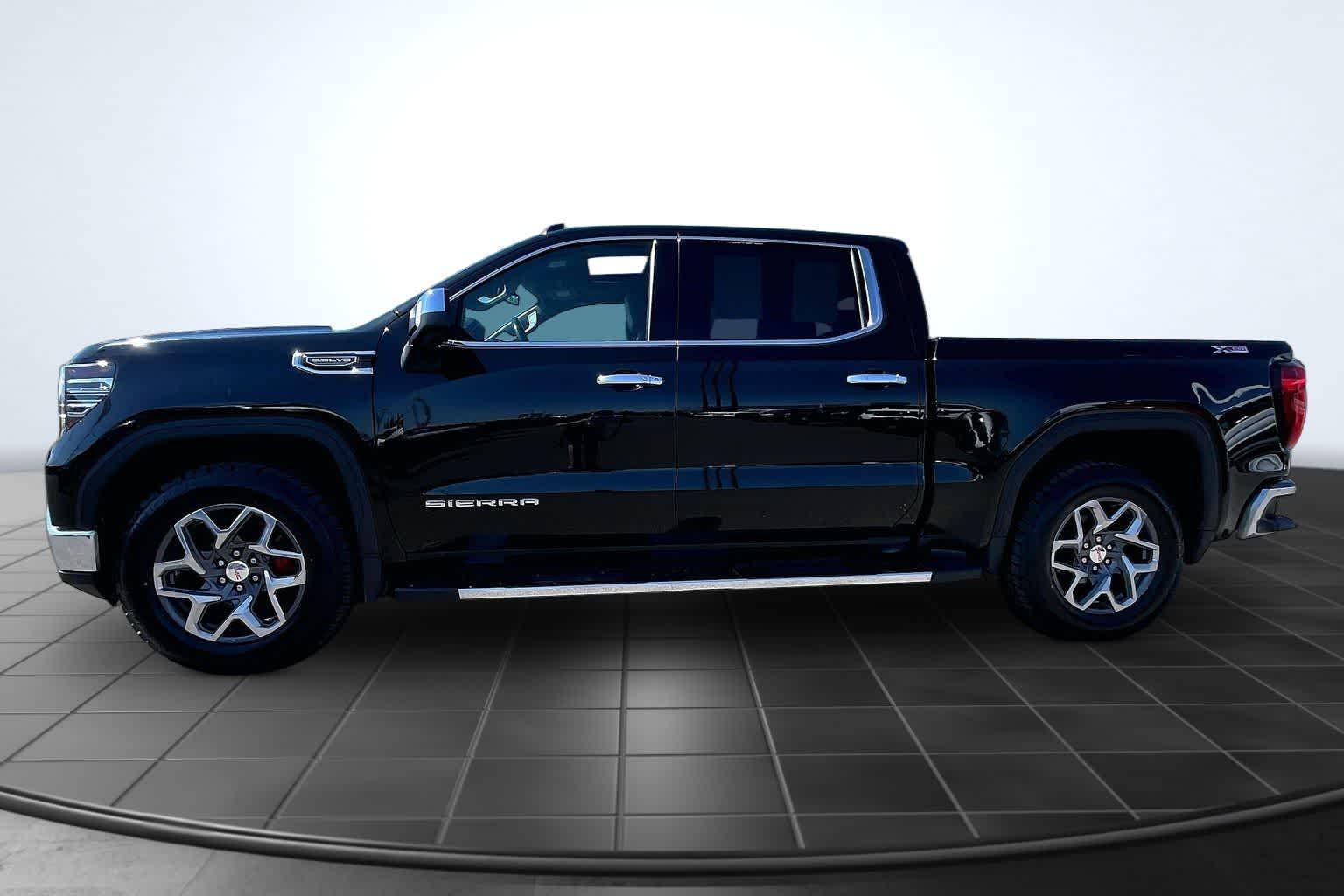 Thumbnail: 2023 GMC Sierra 1500 - 2
