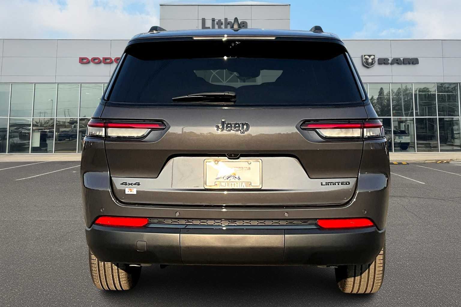 Thumbnail: 2025 Jeep Grand Cherokee L - 5