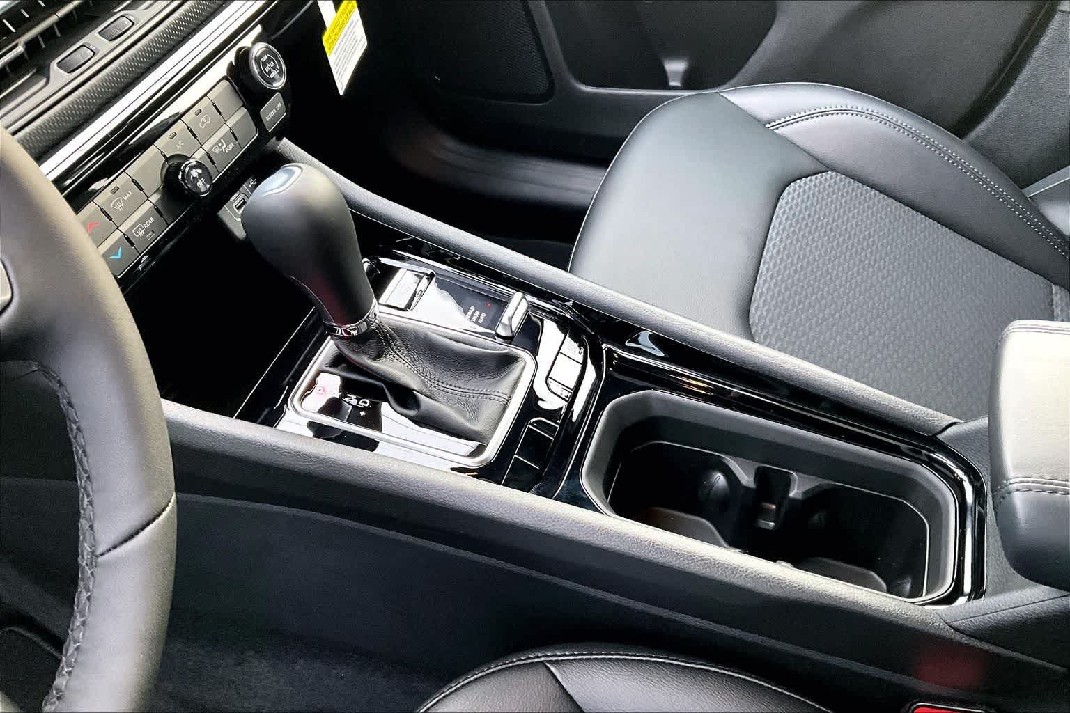 Thumbnail: 2026 Jeep Compass - 17