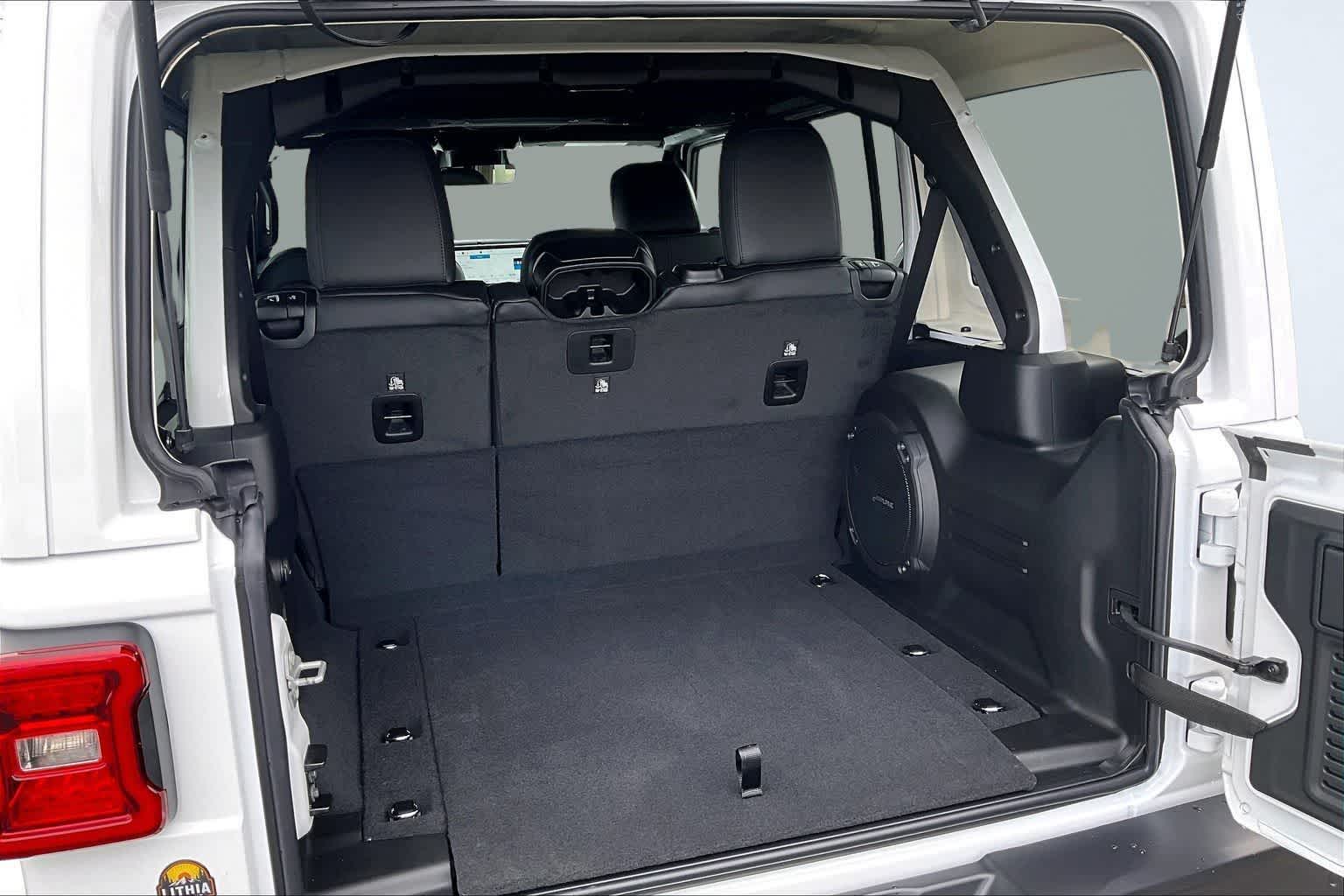 Thumbnail: 2026 Jeep Wrangler - 19