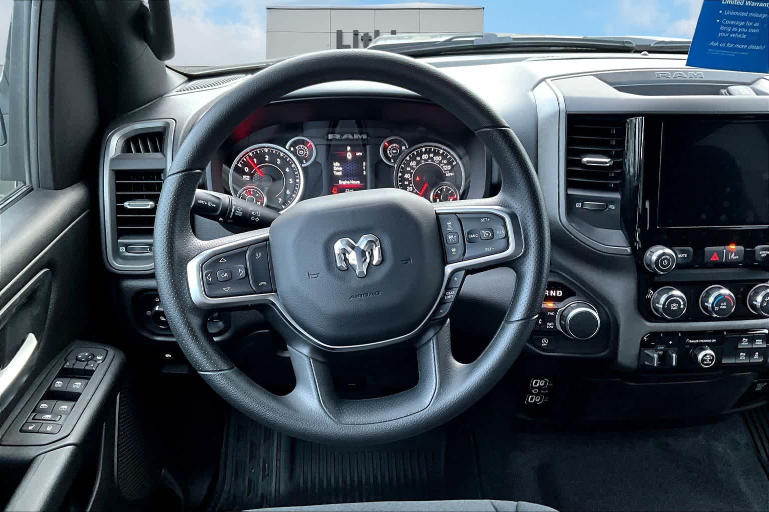 Thumbnail: 2025 RAM 1500 - 15