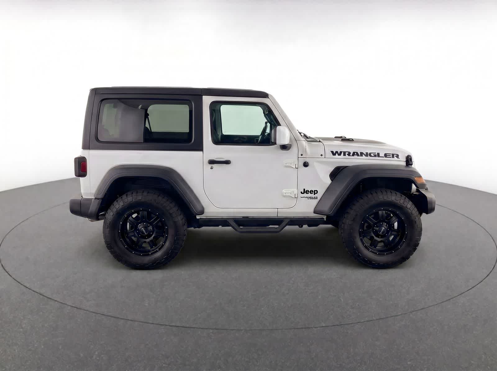 Thumbnail: 2021 Jeep Wrangler - 8