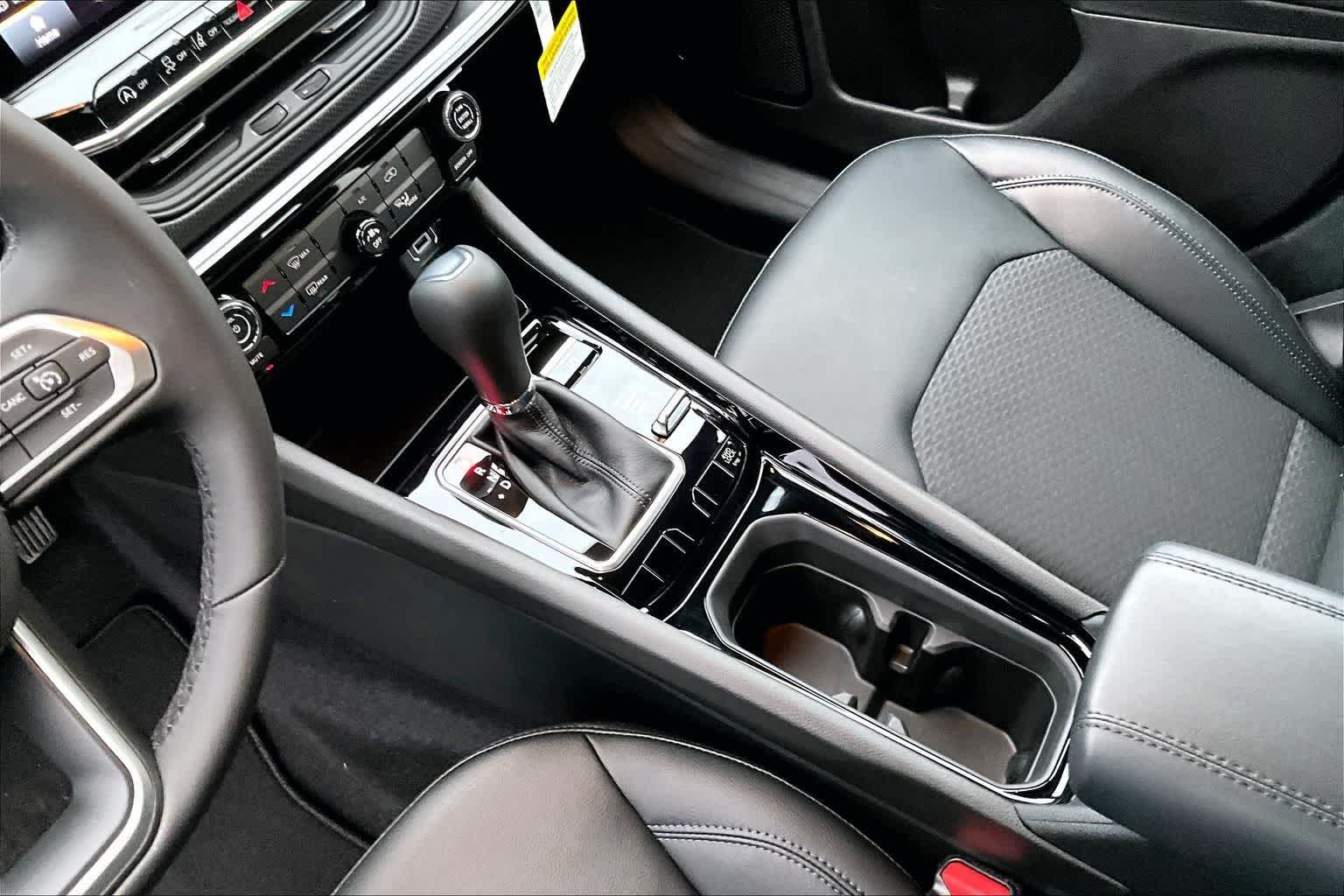 Thumbnail: 2026 Jeep Compass - 17