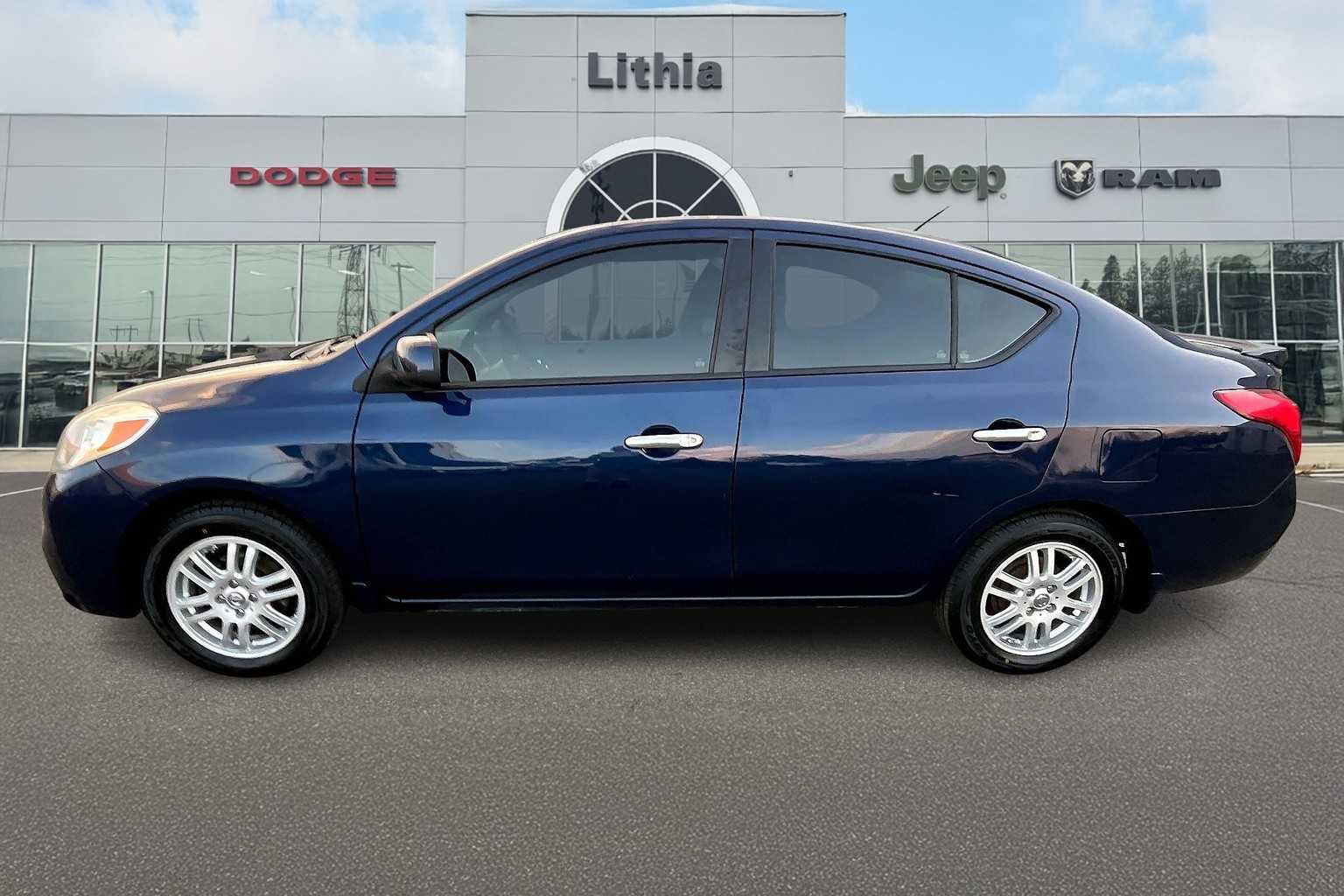 Thumbnail: 2014 Nissan Versa - 3
