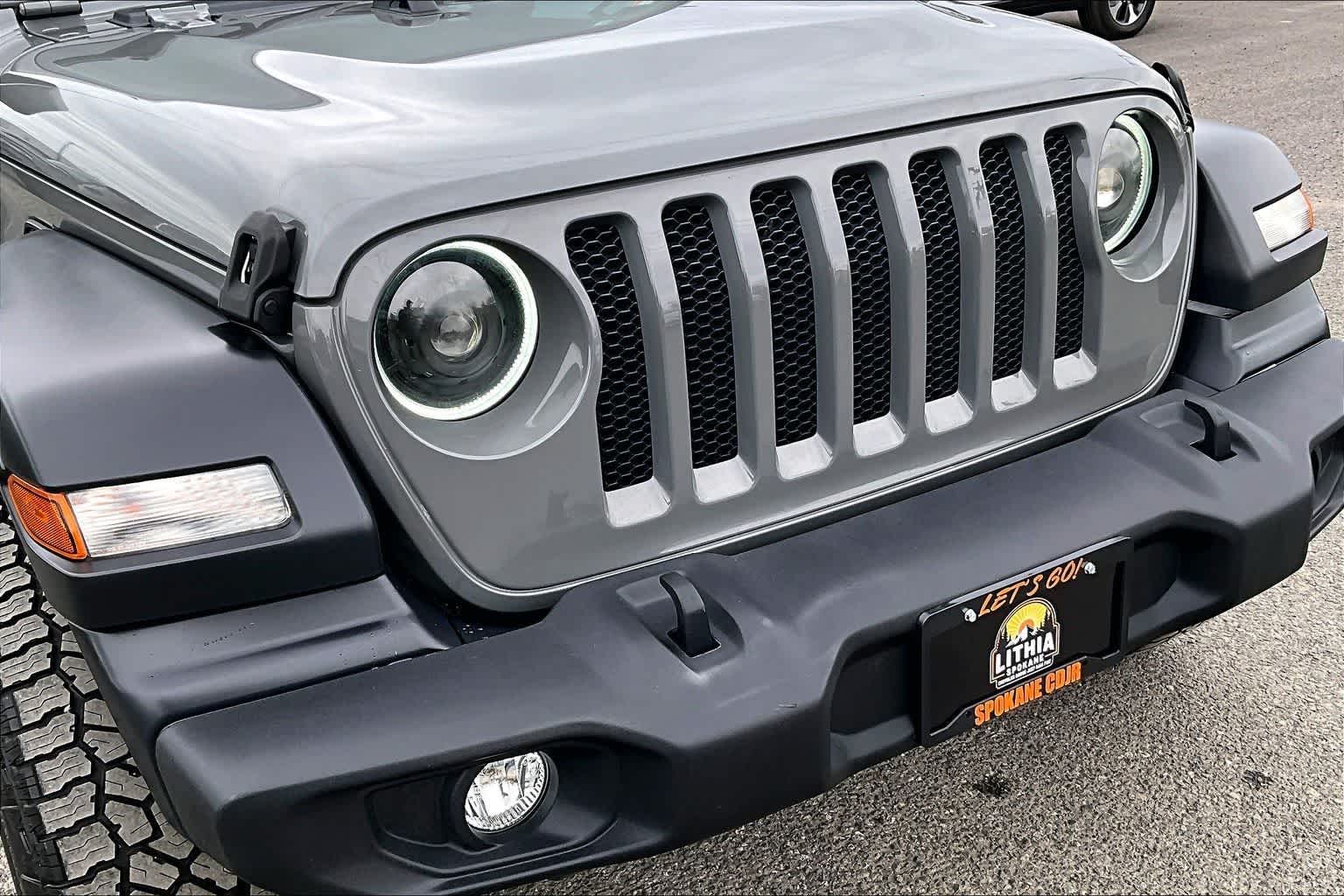 Thumbnail: 2020 Jeep Wrangler - 33