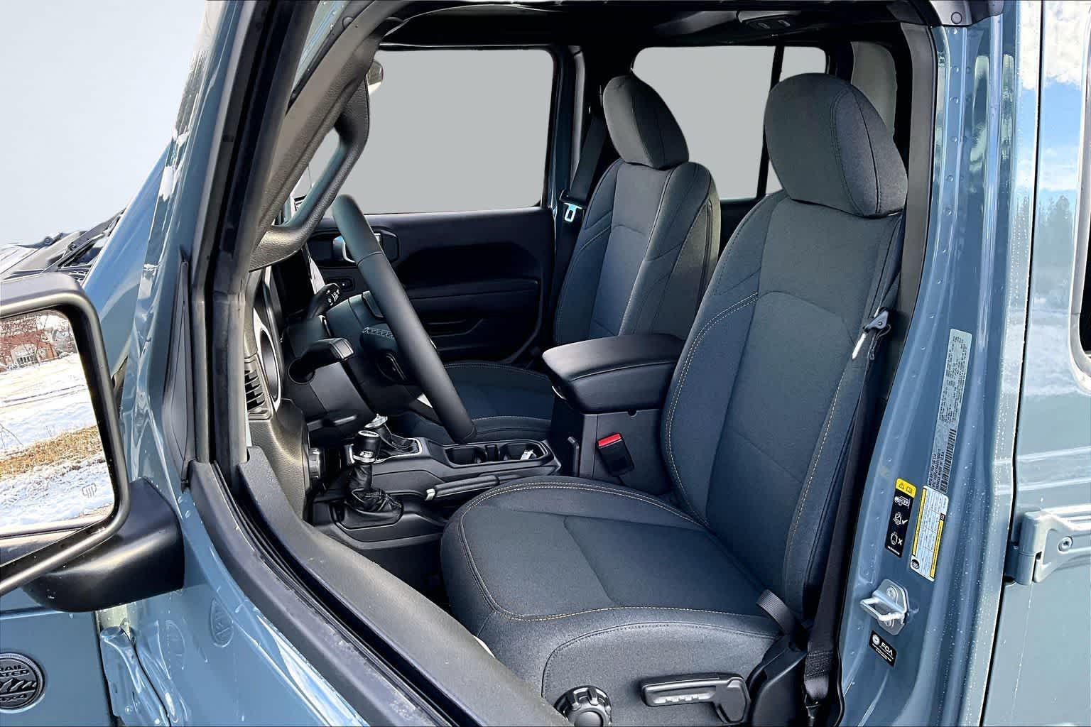 Thumbnail: 2026 Jeep Gladiator - 11