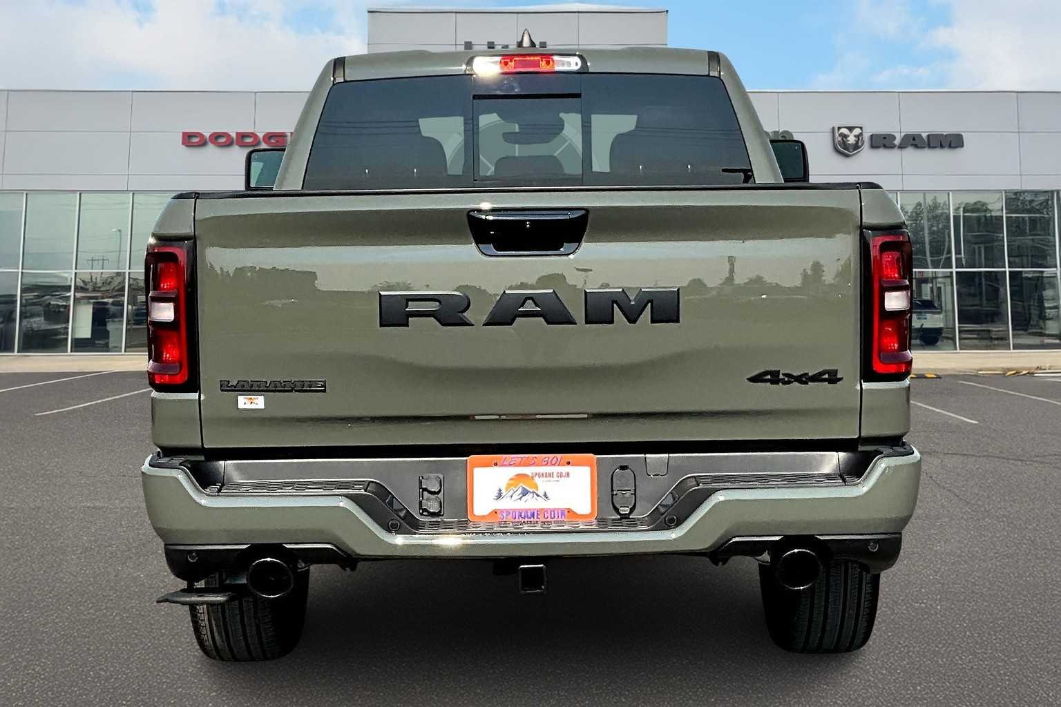 Thumbnail: 2026 RAM 1500 - 5
