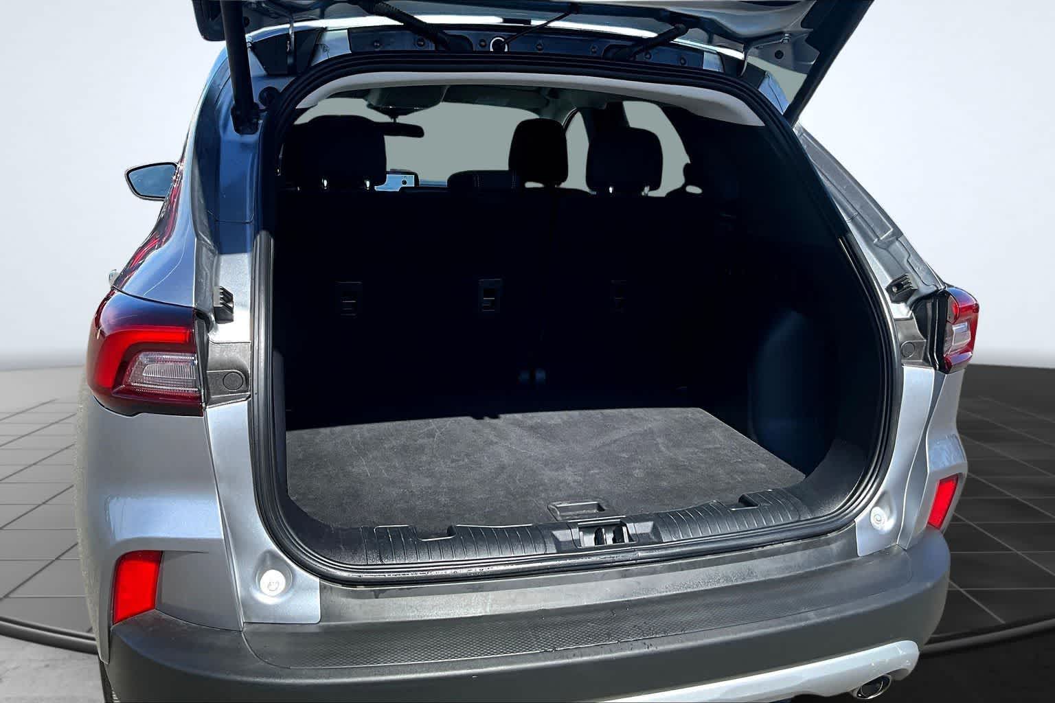 Thumbnail: 2024 Ford Escape - 19