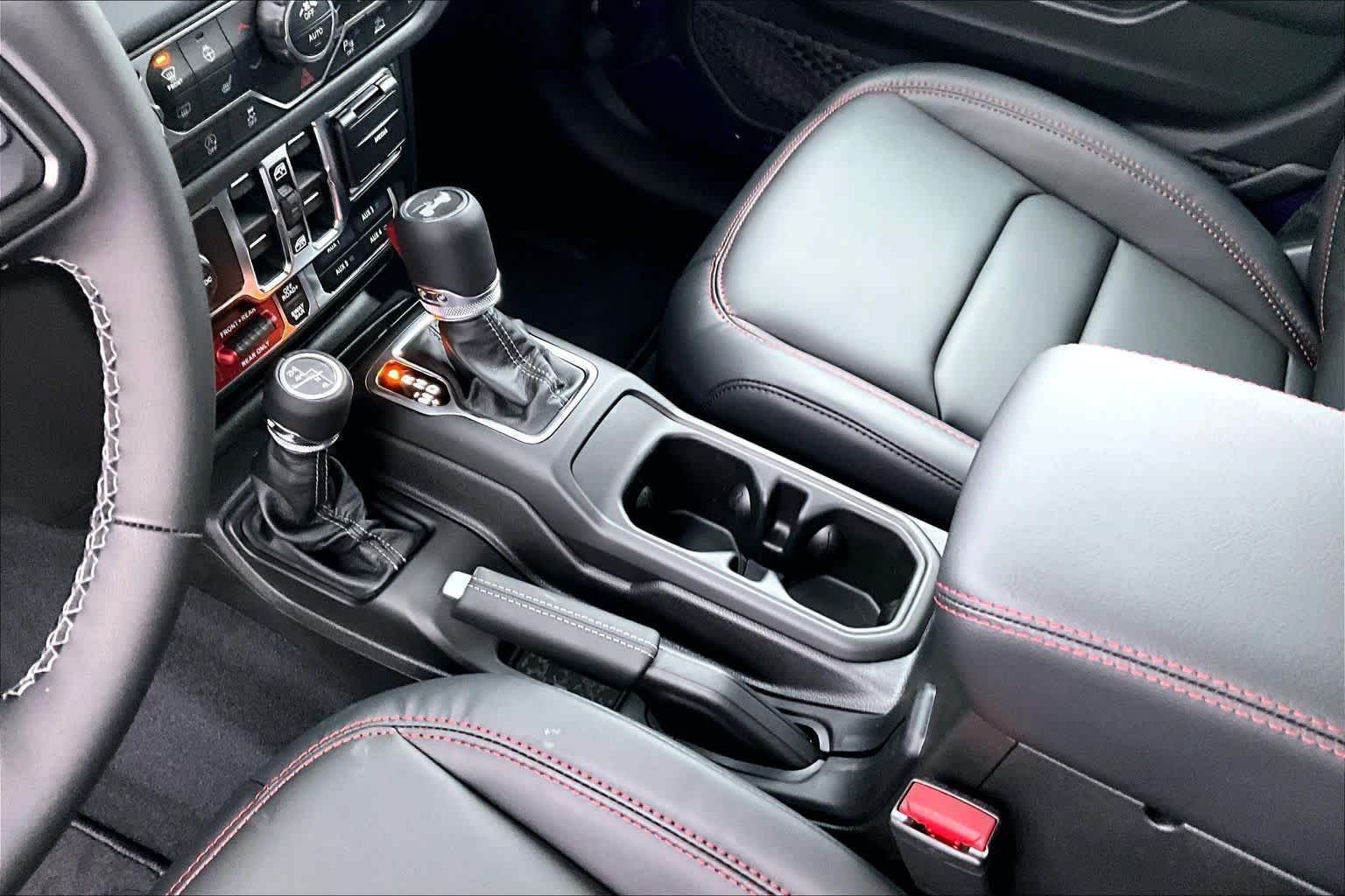 Thumbnail: 2026 Jeep Wrangler - 16