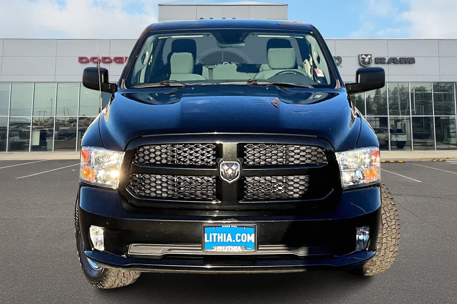 Thumbnail: 2019 RAM 1500 Classic - 6