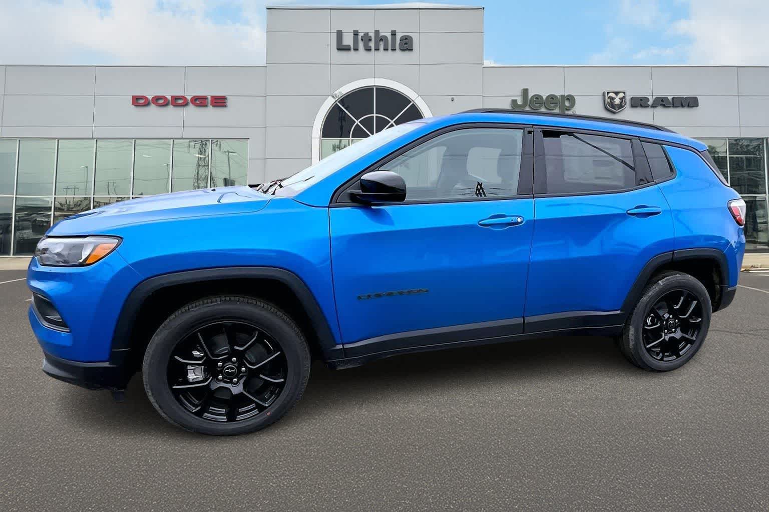 Thumbnail: 2026 Jeep Compass - 3