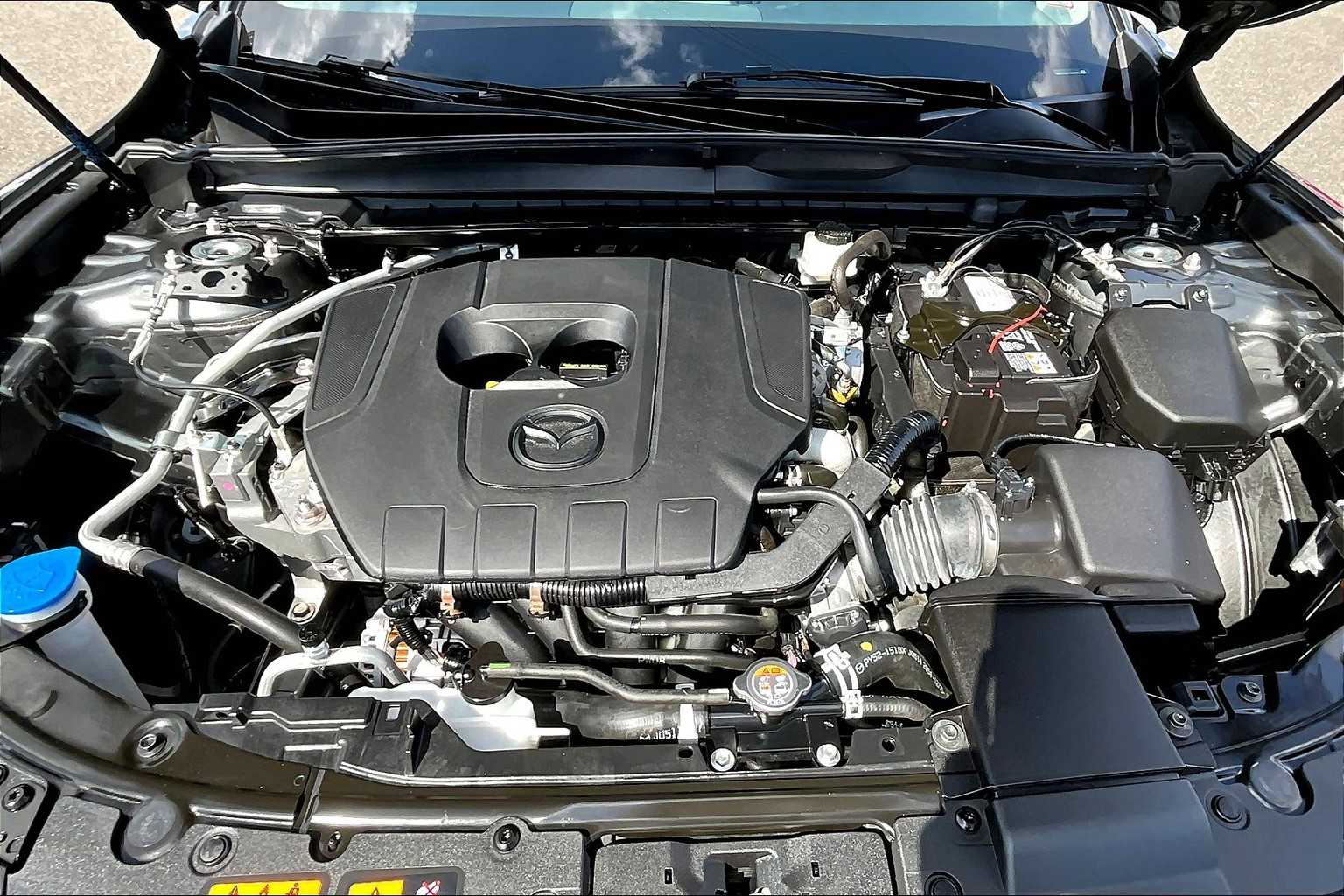 Thumbnail: 2025 Mazda CX-50 - 9