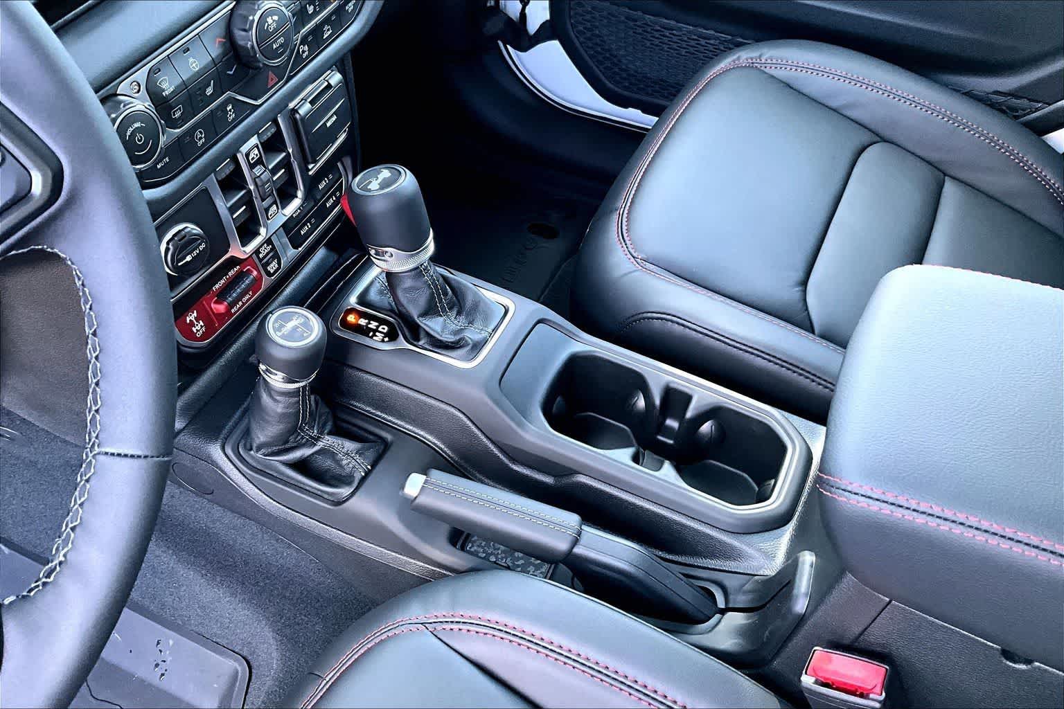 Thumbnail: 2026 Jeep Wrangler - 17