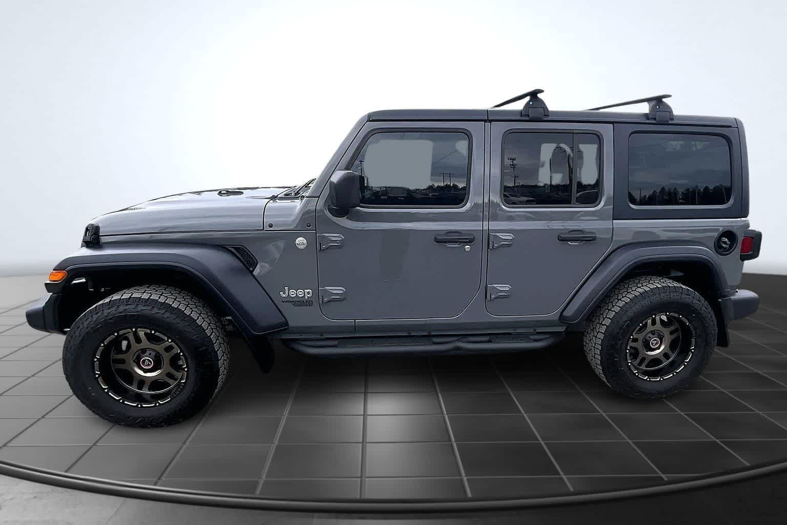 Thumbnail: 2020 Jeep Wrangler - 3