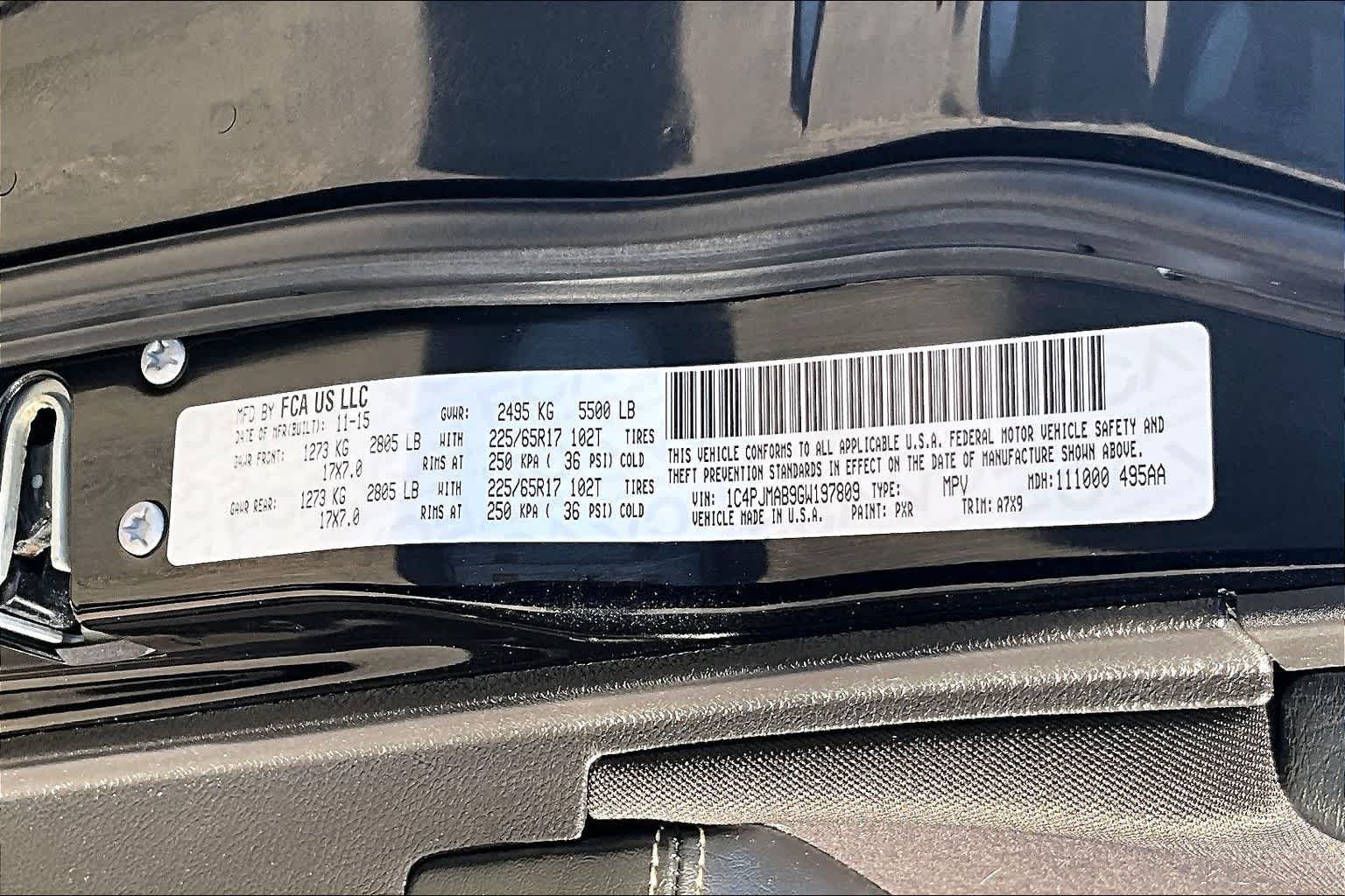 Thumbnail: 2016 Jeep Cherokee - 21